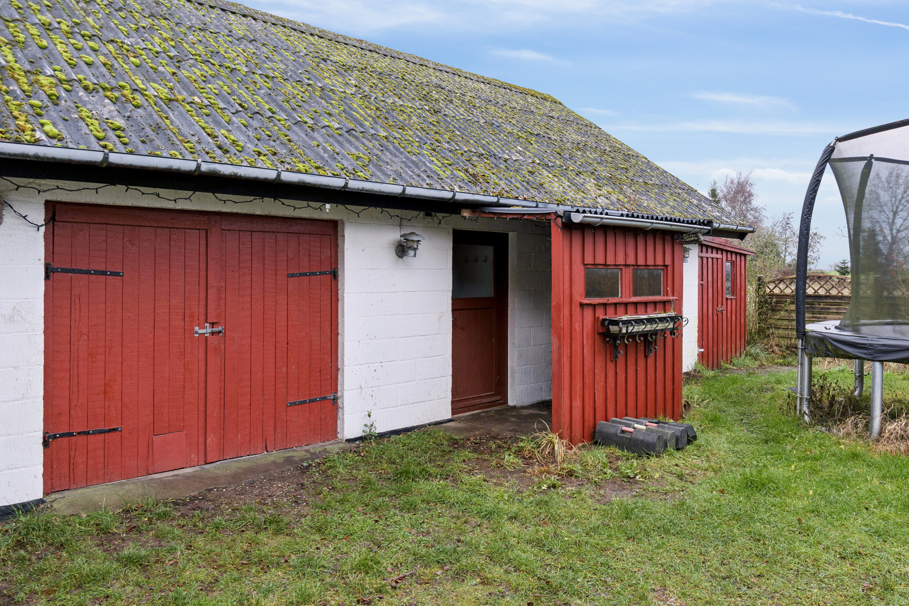 Fremhævet set fra haven billede i fuldskærmstilstand. Billede af Katrinevej 28, Gimlinge, 4200 Slagelse