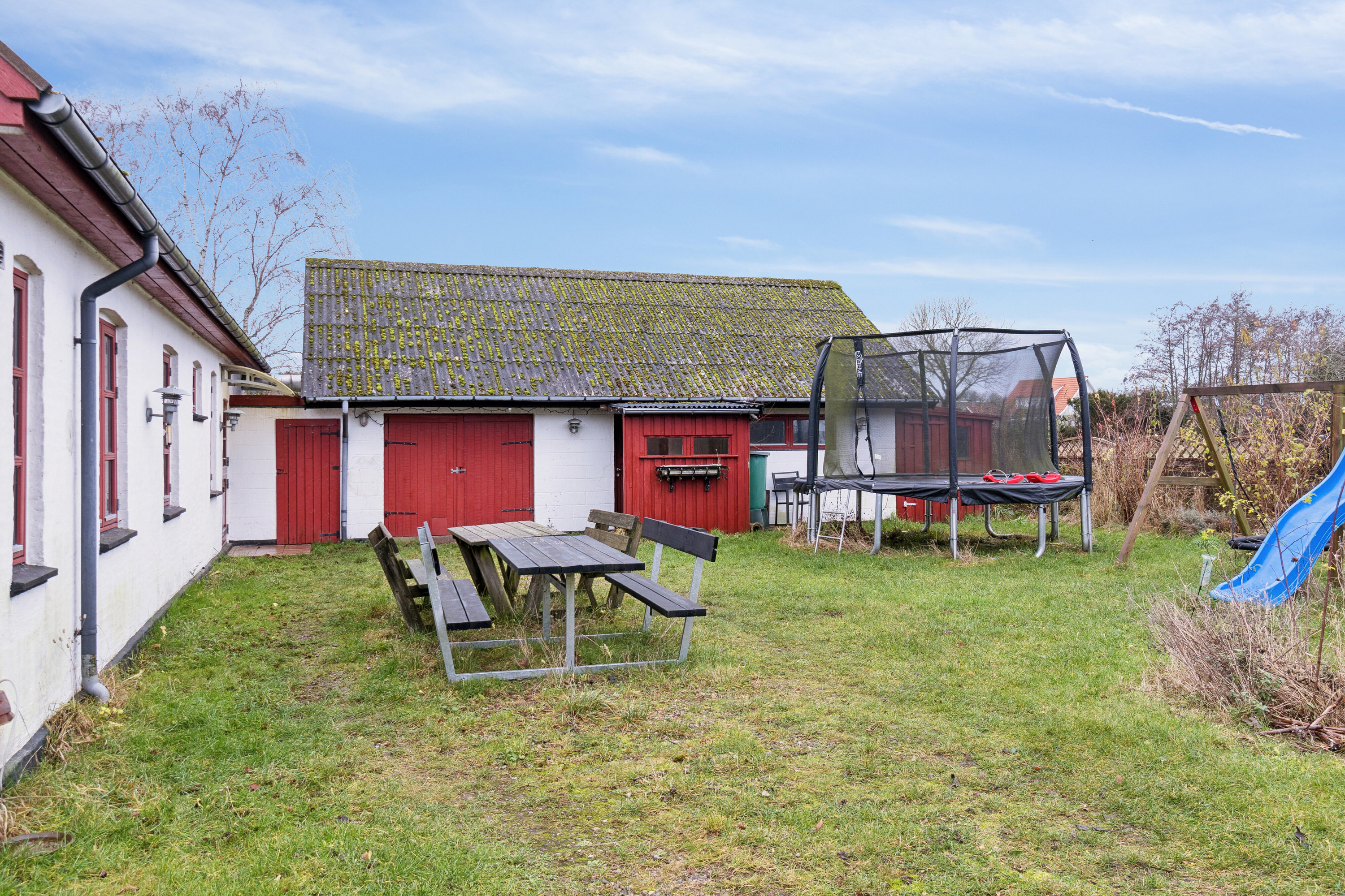 Fremhævet set fra haven billede i fuldskærmstilstand. Billede af Katrinevej 28, Gimlinge, 4200 Slagelse