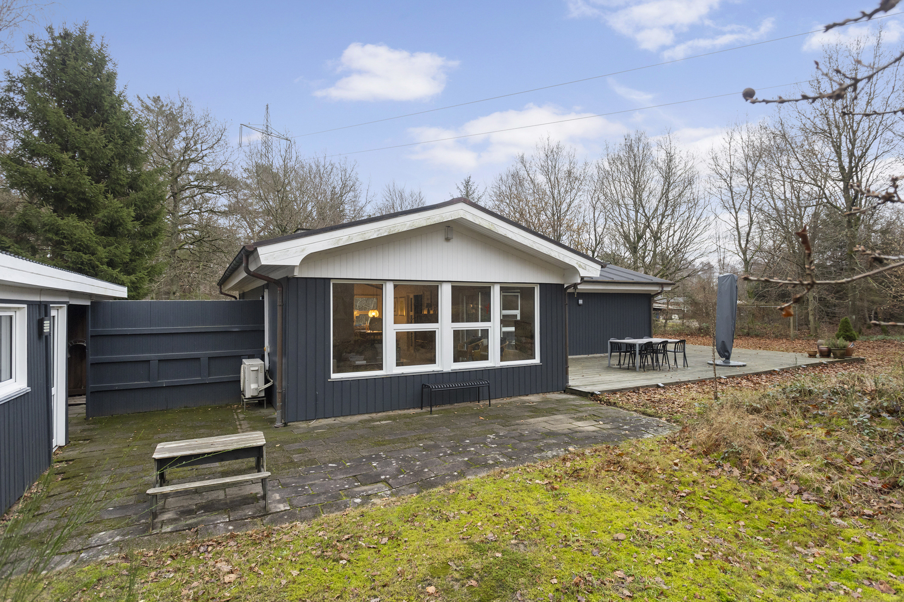 Fremhævet facade billede i fuldskærmstilstand. Billede af Hjortespringet 17, Lyngså, 9300 Sæby