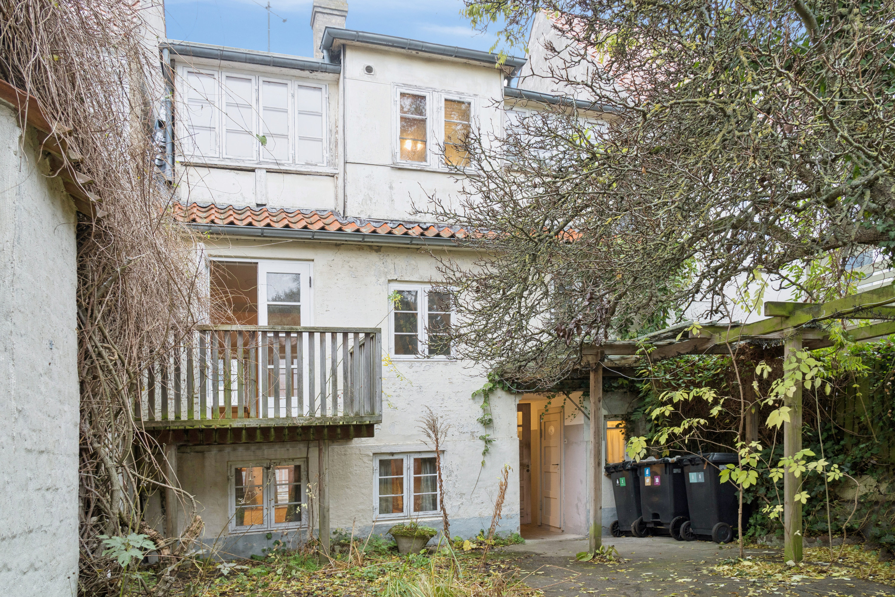 Fremhævet hus set udefra billede i fuldskærmstilstand. Billede af Bredgade 9, 4000 Roskilde