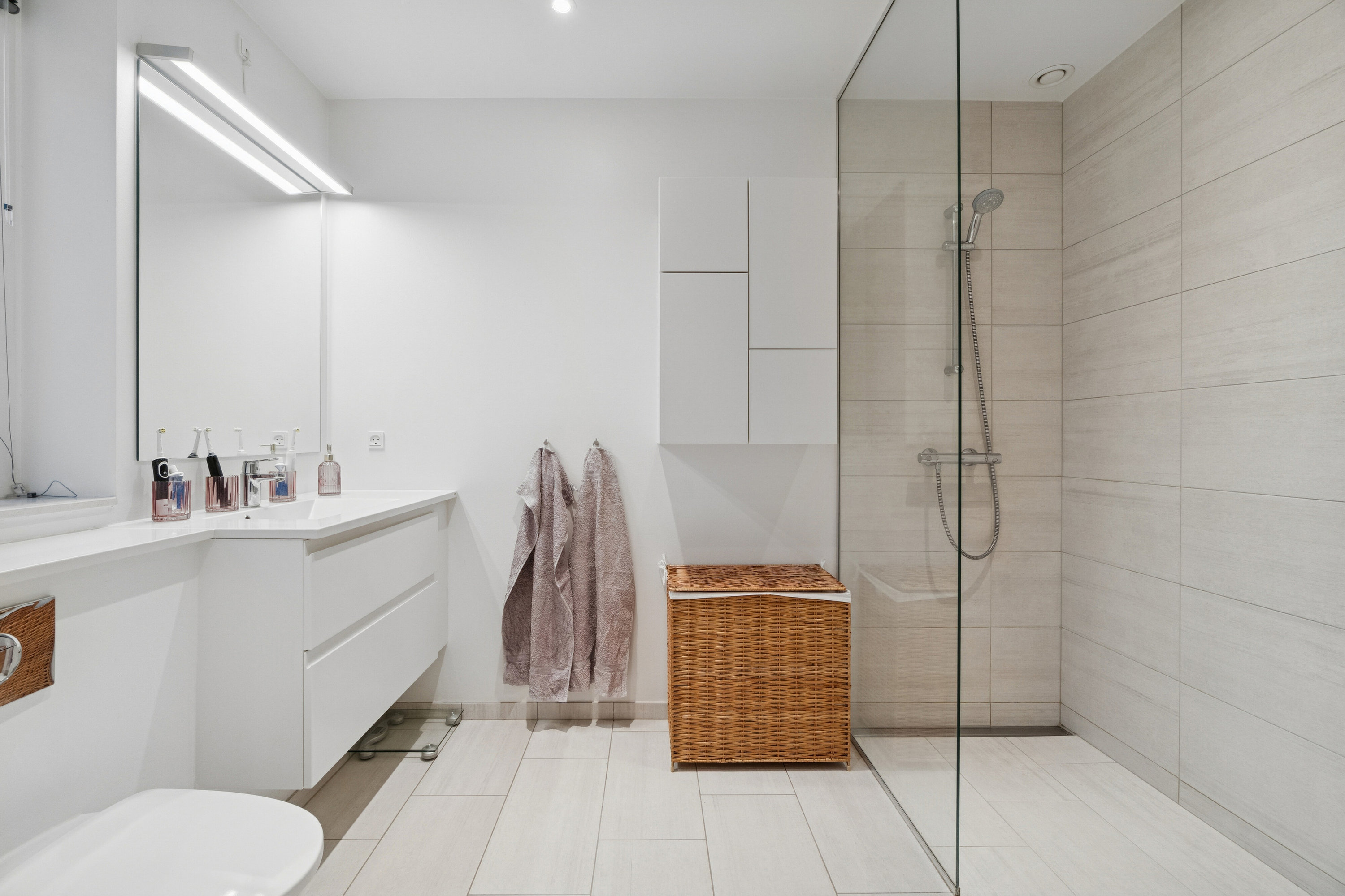 Fremhævet badeværelse billede i fuldskærmstilstand. Billede af Irmavej 7, 2610 Rødovre