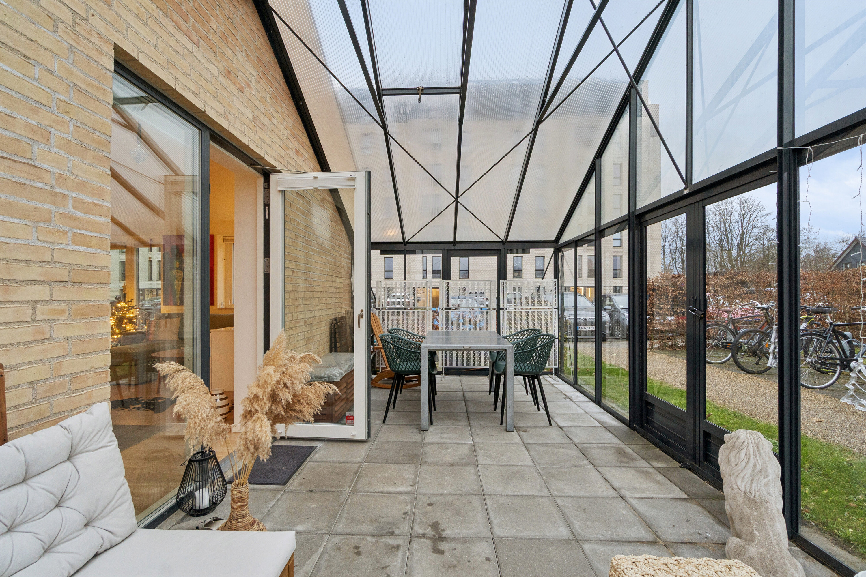 Fremhævet udestue billede i fuldskærmstilstand. Billede af Irmavej 7, 2610 Rødovre