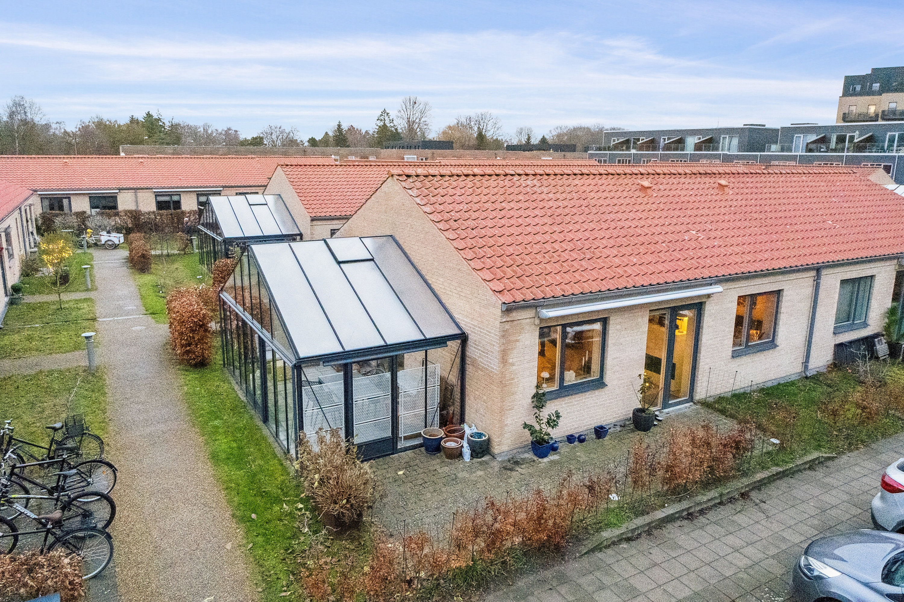 Fremhævet luftfoto billede i fuldskærmstilstand. Billede af Irmavej 7, 2610 Rødovre