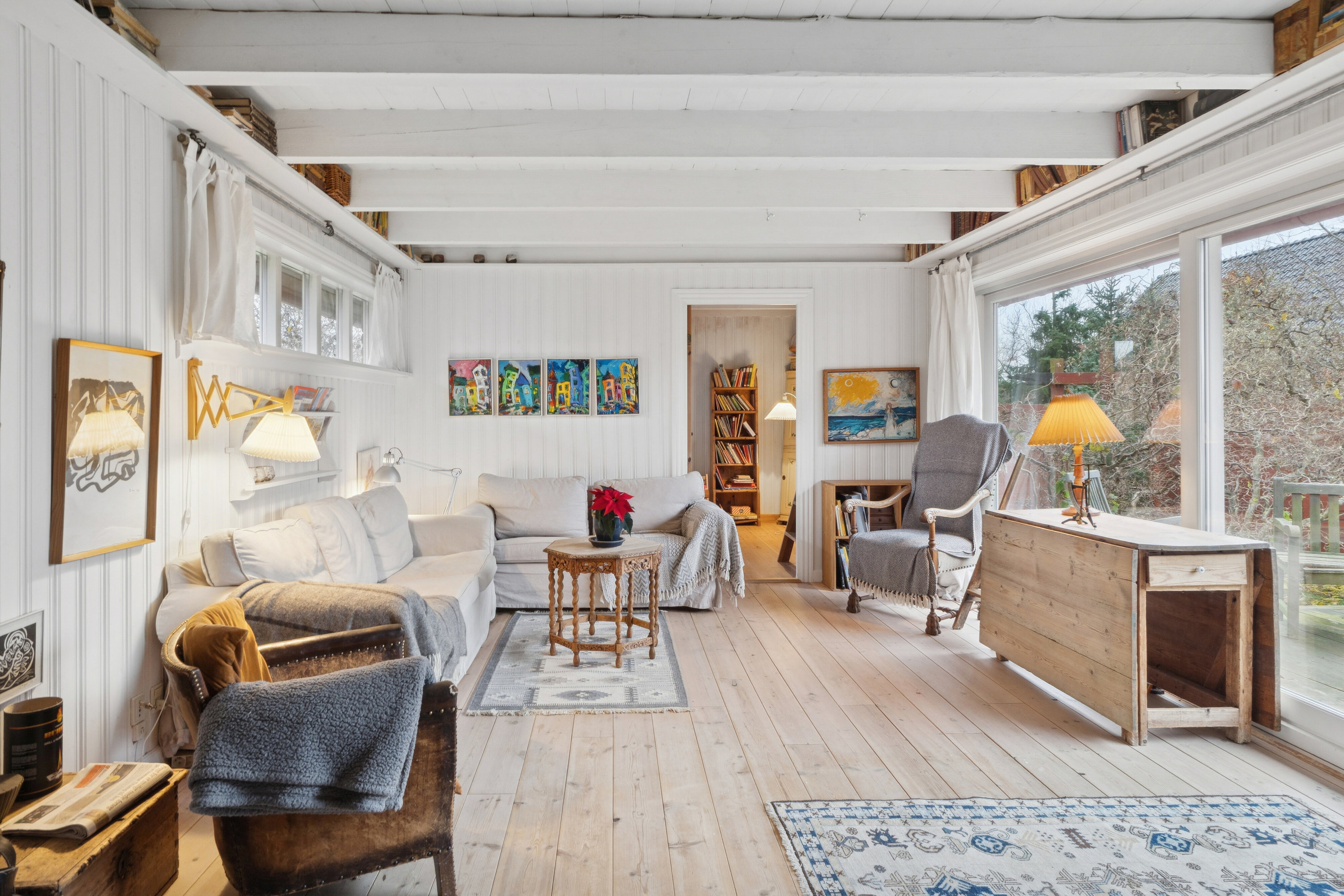 Fremhævet stue billede i fuldskærmstilstand. Billede af Elmevej 3, 3250 Gilleleje