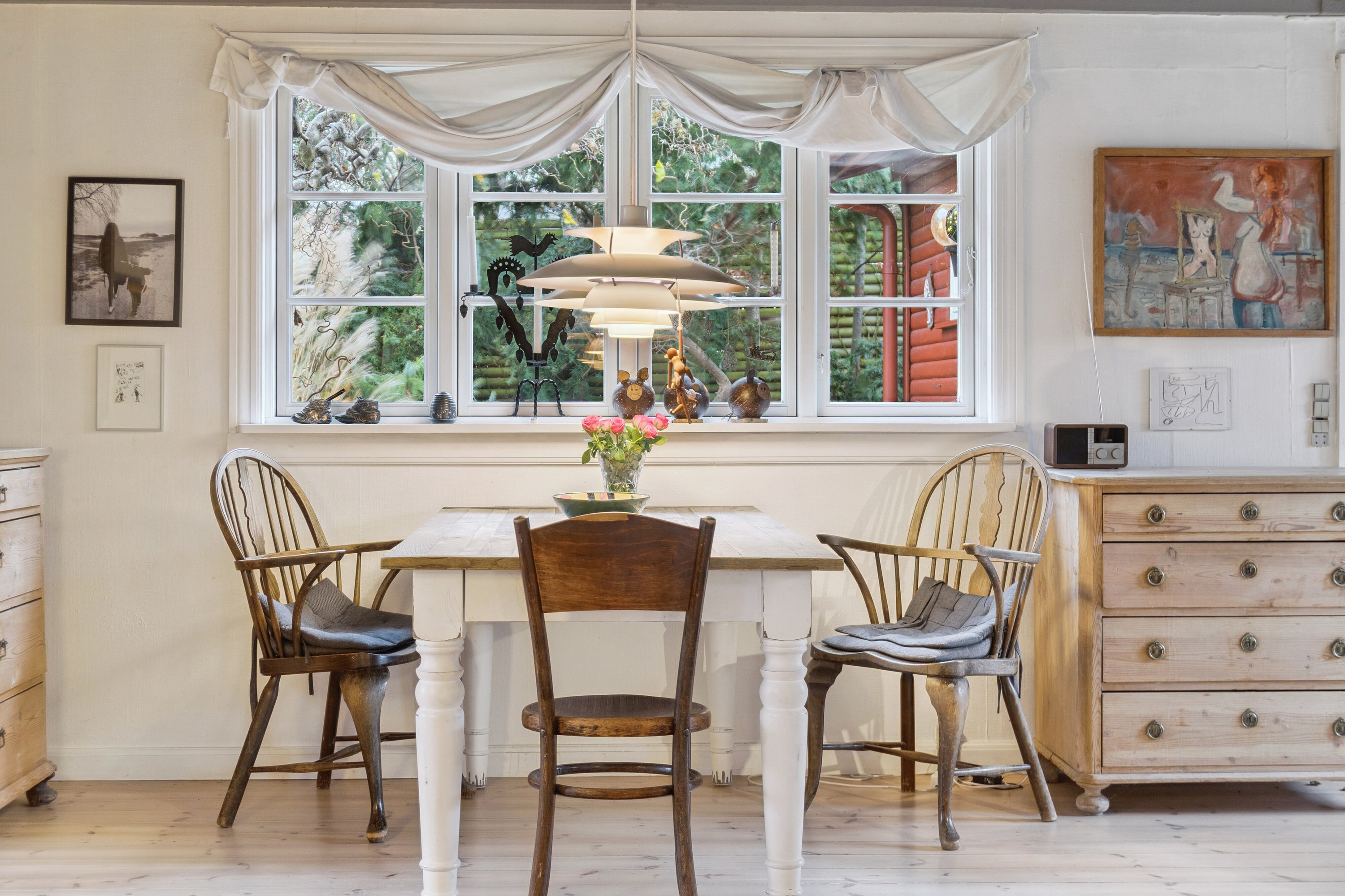 Fremhævet spisestue billede i fuldskærmstilstand. Billede af Elmevej 3, 3250 Gilleleje