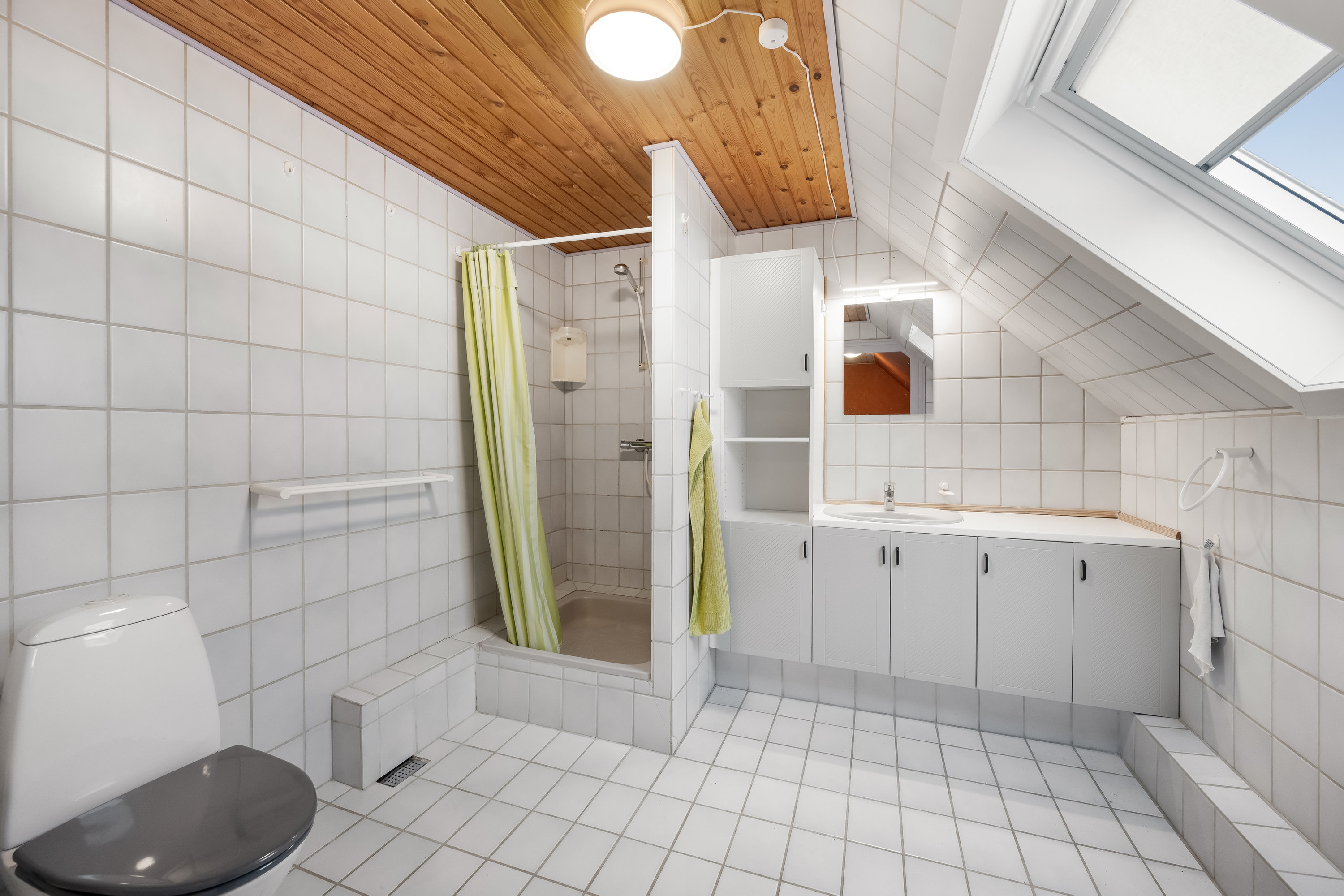 Fremhævet badeværelse billede i fuldskærmstilstand. Billede af Nygade 43B, 6900 Skjern