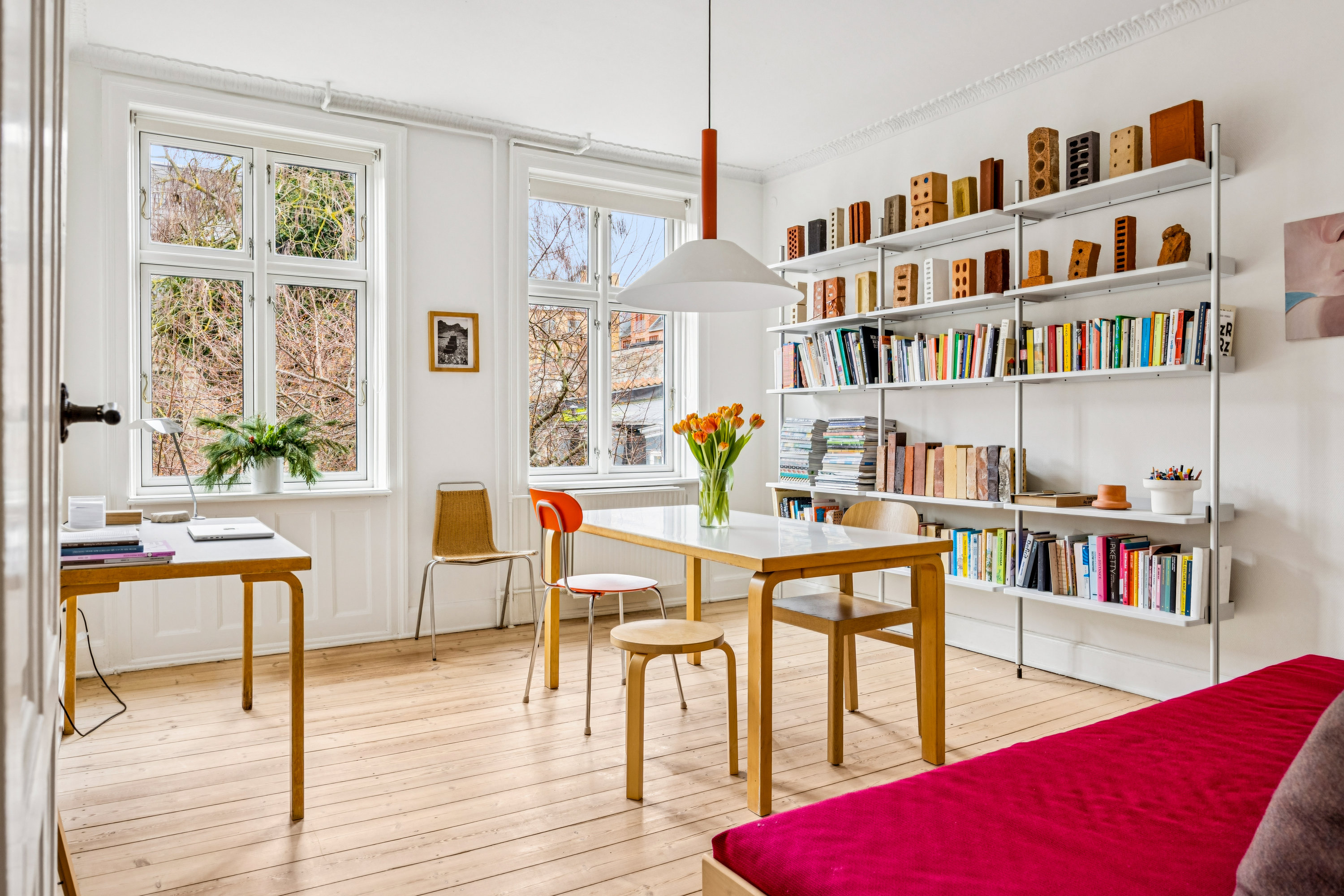 Fremhævet stue billede i fuldskærmstilstand. Billede af Godthåbsvej 62D, 2. tv., 2000 Frederiksberg