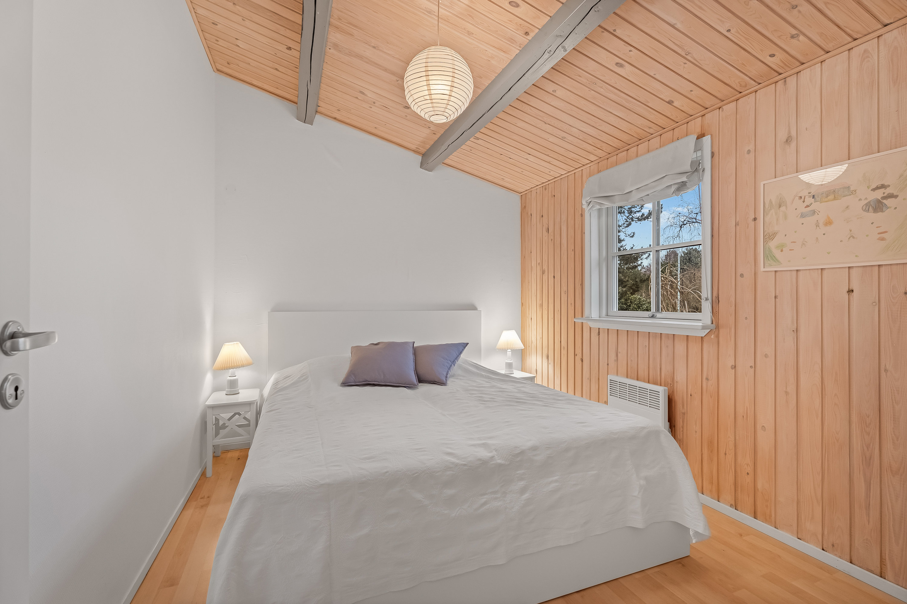 Fremhævet soveværelse billede i fuldskærmstilstand. Billede af Læderstræde 22, Hummingen, 4983 Dannemare