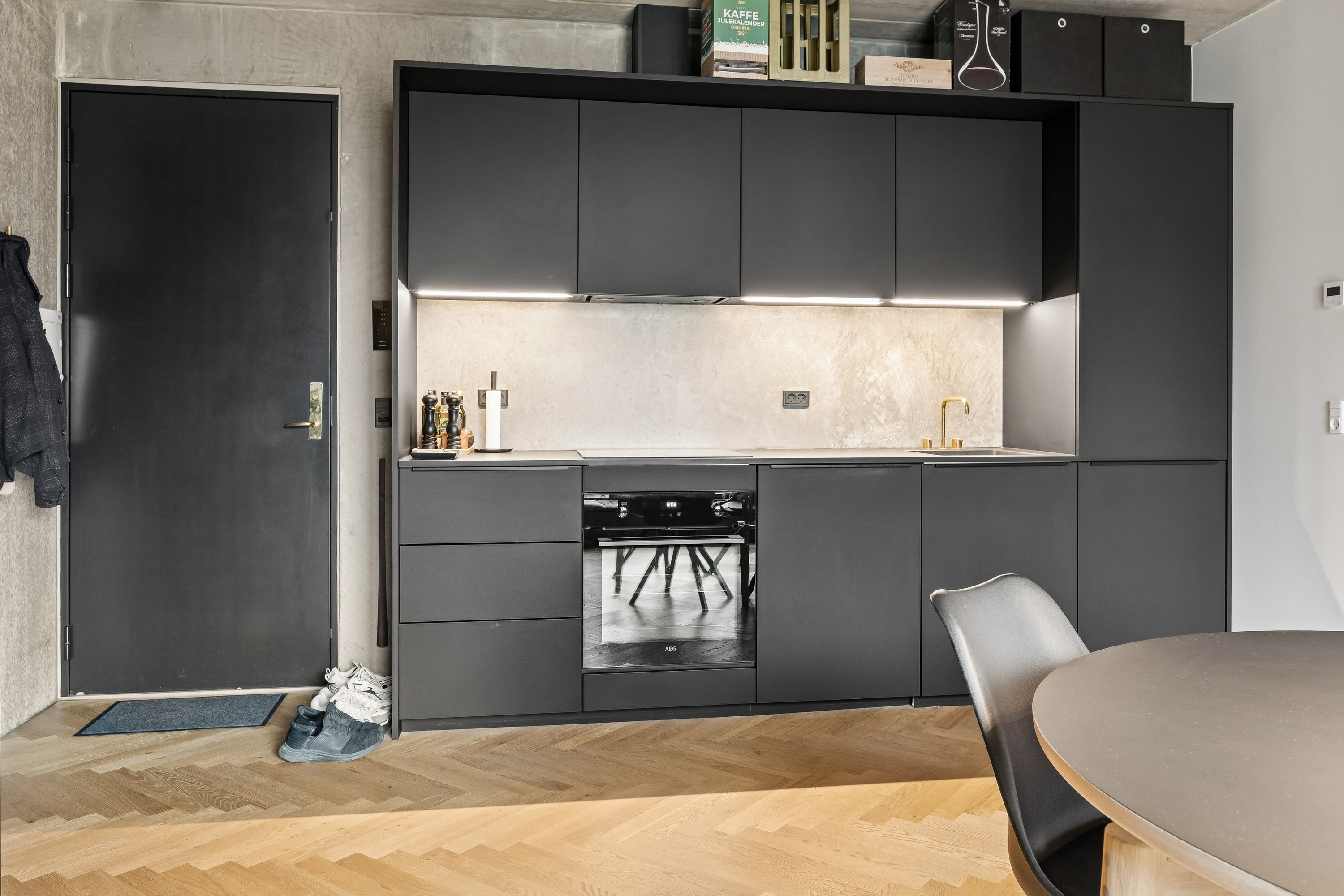 Fremhævet køkken billede i fuldskærmstilstand. Billede af Marselisborg Allé 9B, 2. 1., 8000 Aarhus C