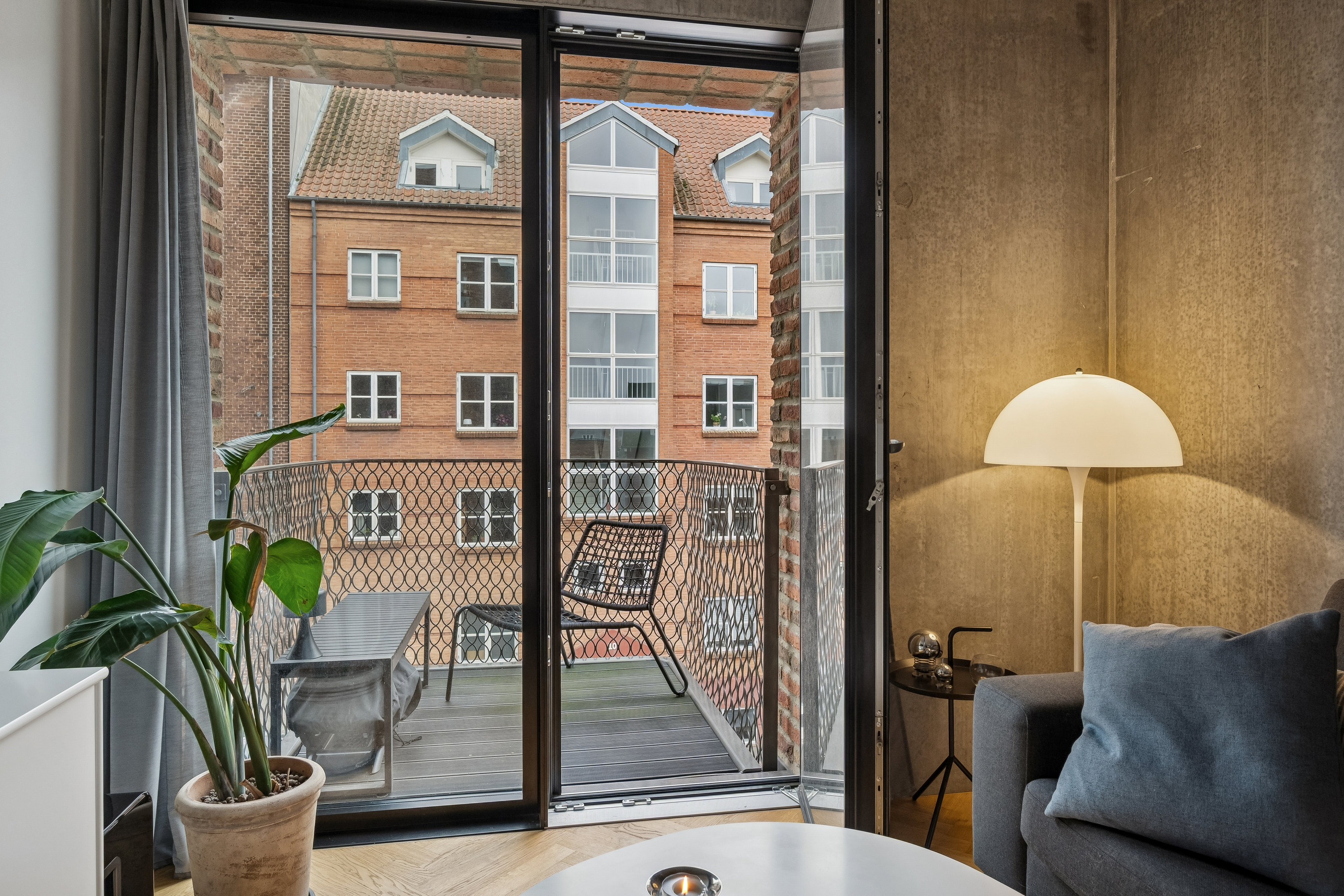 Fremhævet stue billede i fuldskærmstilstand. Billede af Marselisborg Allé 9B, 2. 1., 8000 Aarhus C