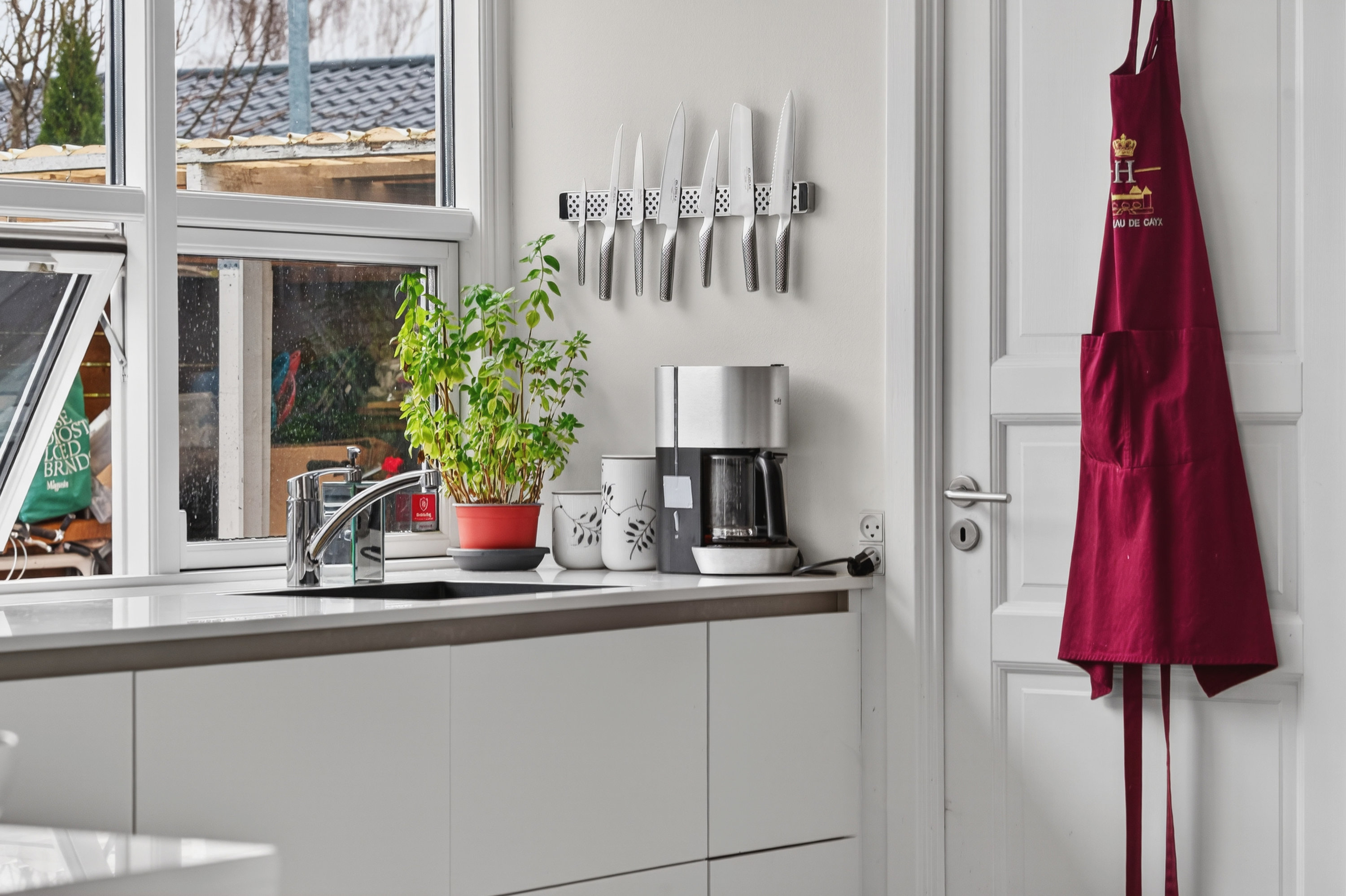 Fremhævet køkken billede i fuldskærmstilstand. Billede af Rørkær 31, Smørumnedre, 2765 Smørum