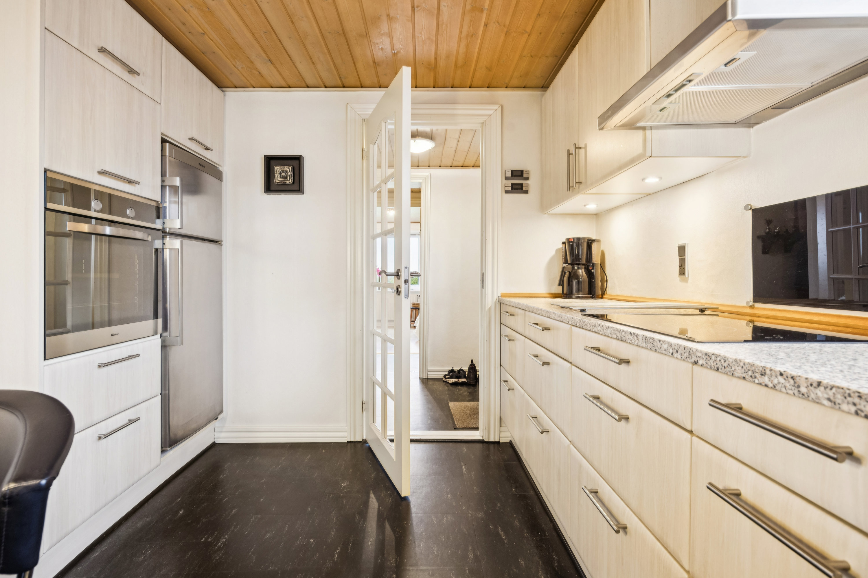 Fremhævet køkken billede i fuldskærmstilstand. Billede af Holmevej 13, Moseby, 9490 Pandrup