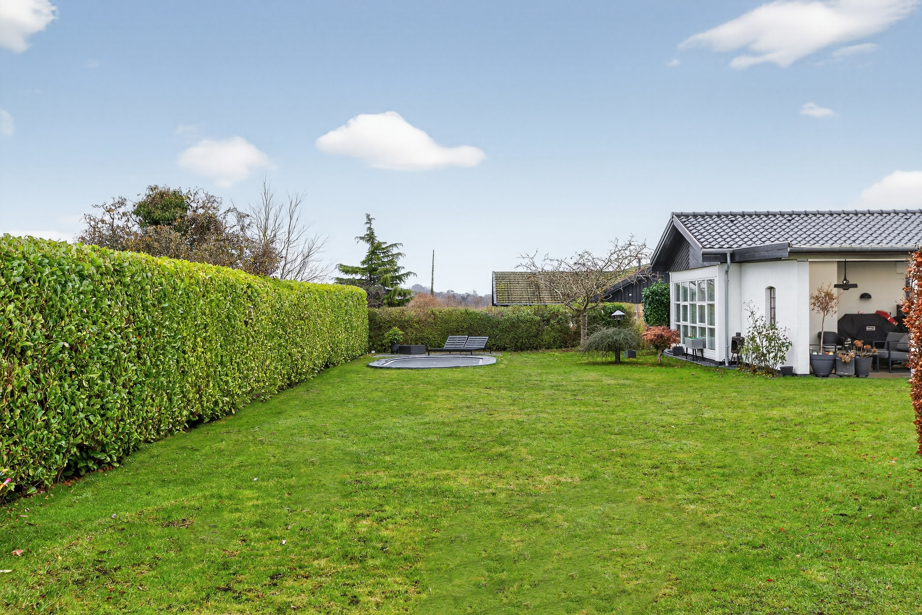 Fremhævet ude billede i fuldskærmstilstand. Billede af Rørkær 31, Smørumnedre, 2765 Smørum