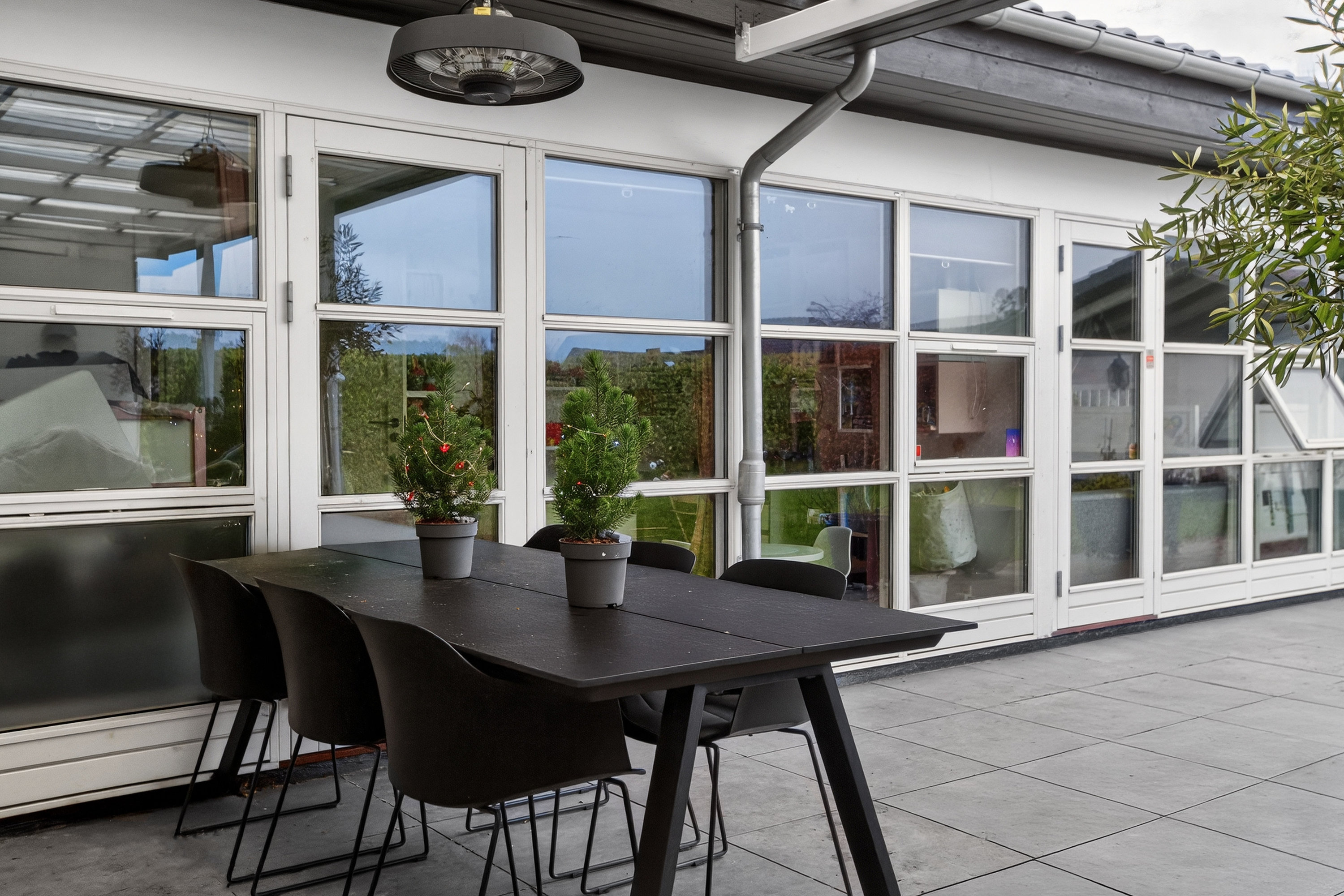 Fremhævet ude billede i fuldskærmstilstand. Billede af Rørkær 31, Smørumnedre, 2765 Smørum