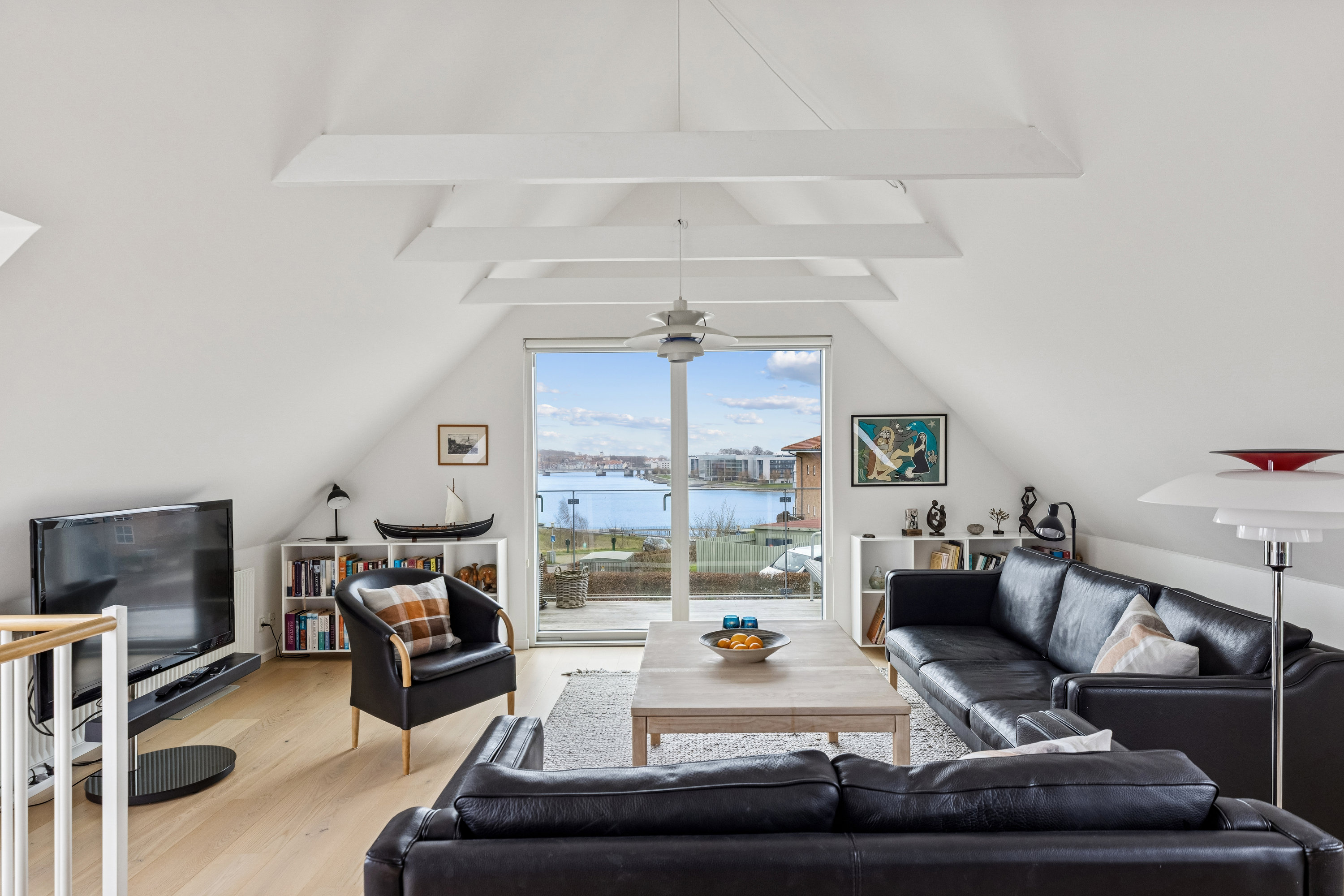 Miniaturebillede 2: stue. Billede af Udsigten 8, 6400 Sønderborg