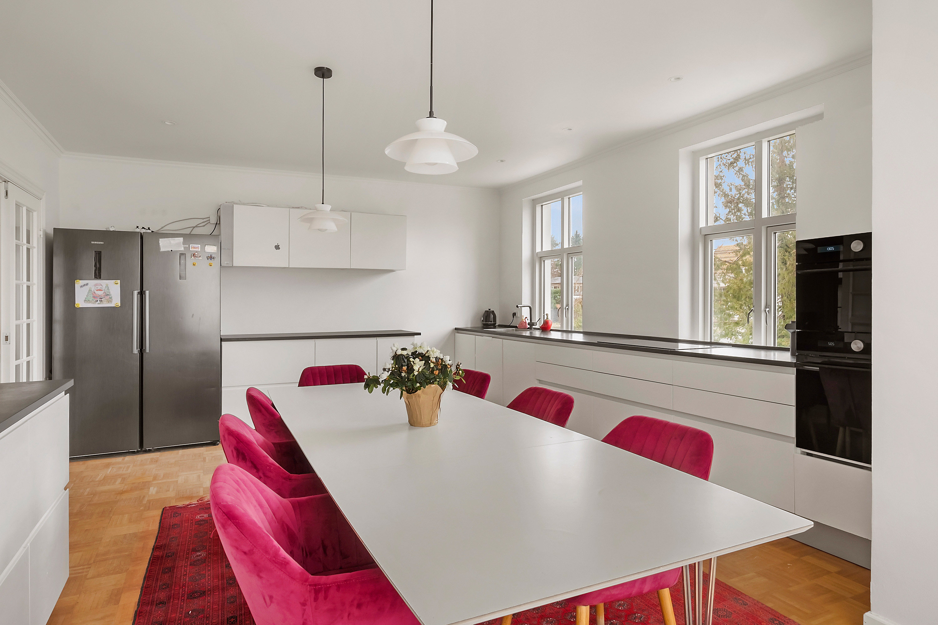 Fremhævet spisestue billede i fuldskærmstilstand. Billede af Birkerød Kongevej 89, 3460 Birkerød