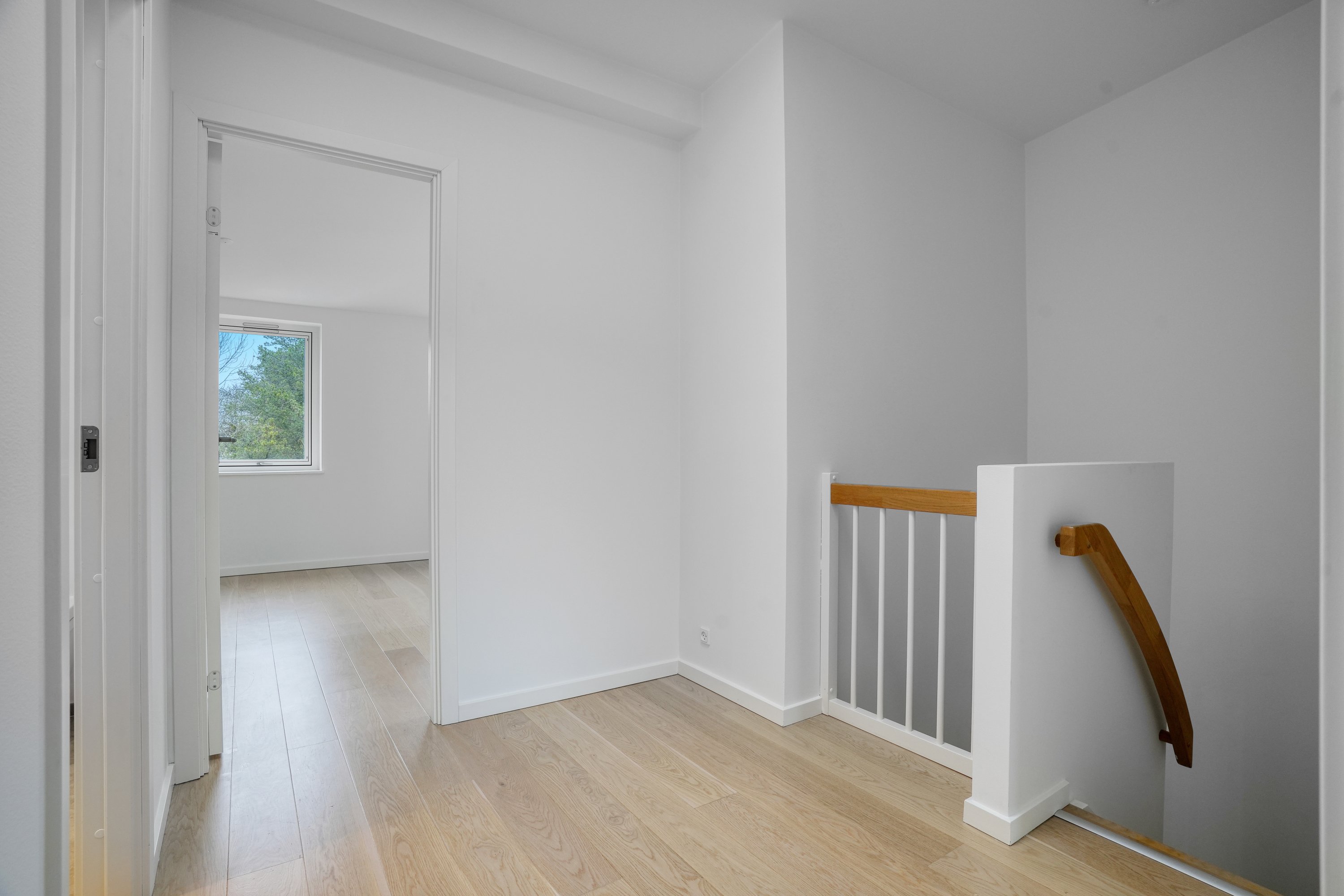 Fremhævet 1. sal billede i fuldskærmstilstand. Billede af Nyvej 2B, 3050 Humlebæk