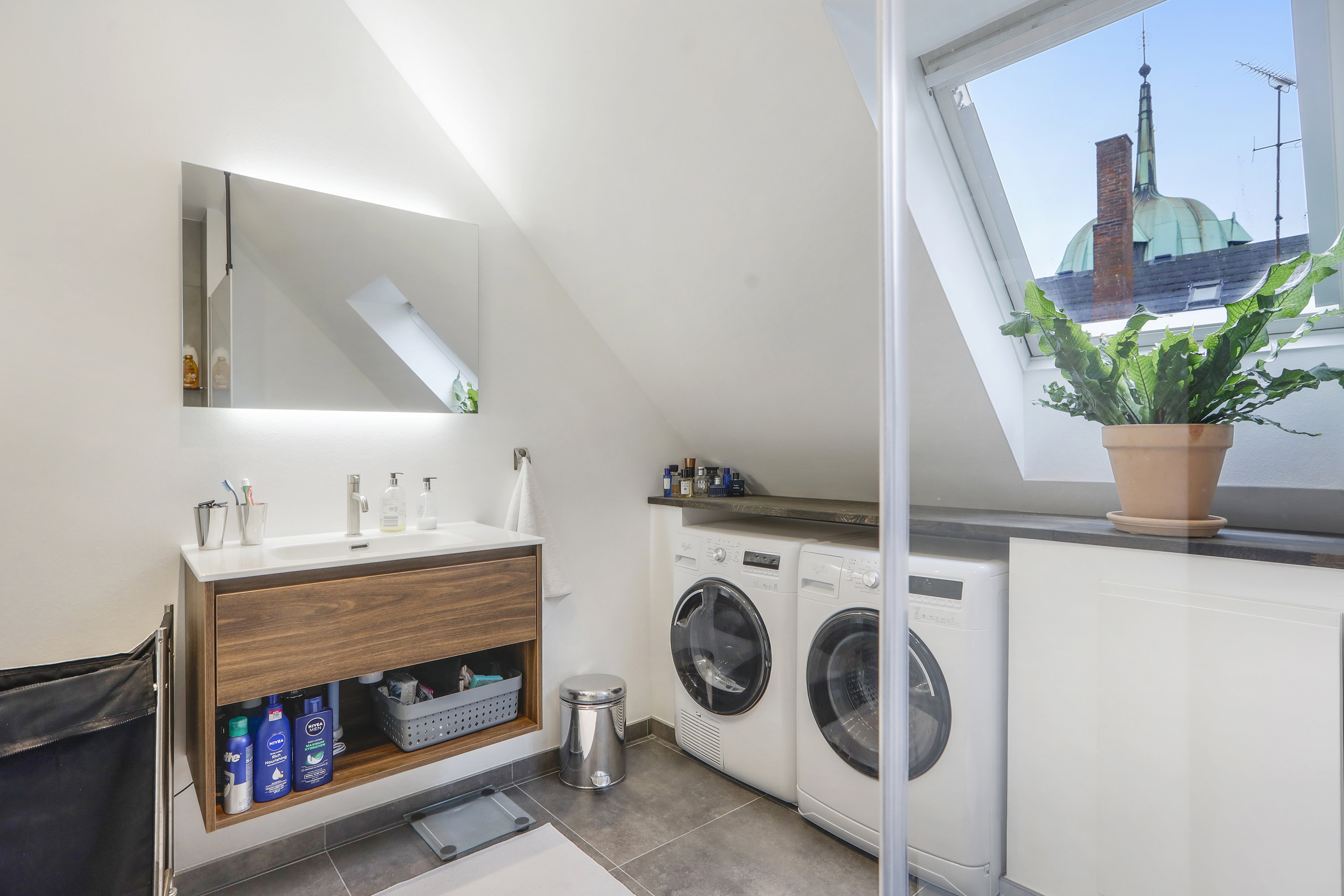 Fremhævet  billede i fuldskærmstilstand. Billede af Vester Voldgade 4, 5., 1552 København V