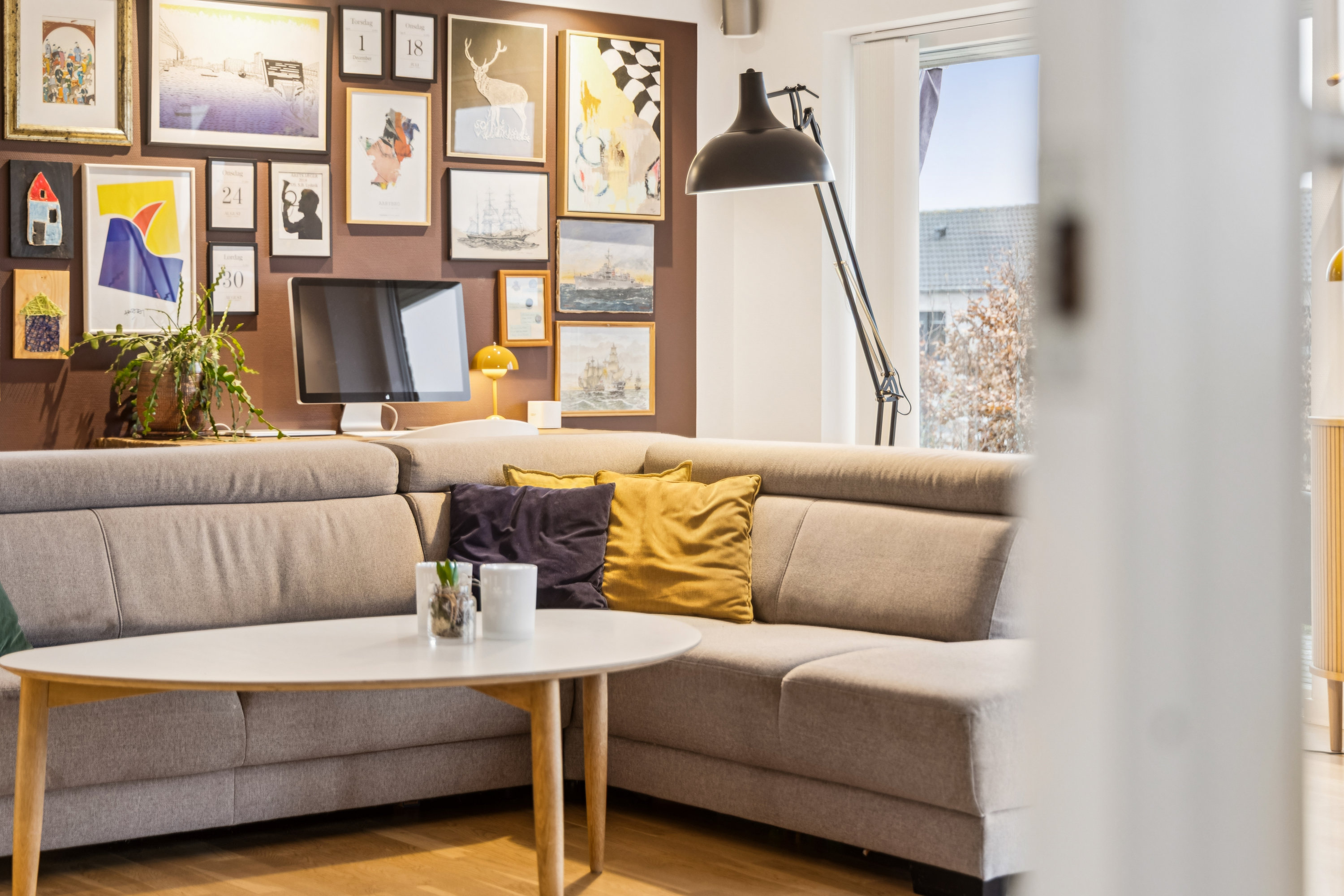 Fremhævet stue billede i fuldskærmstilstand. Billede af Skovparken 1, 9440 Aabybro