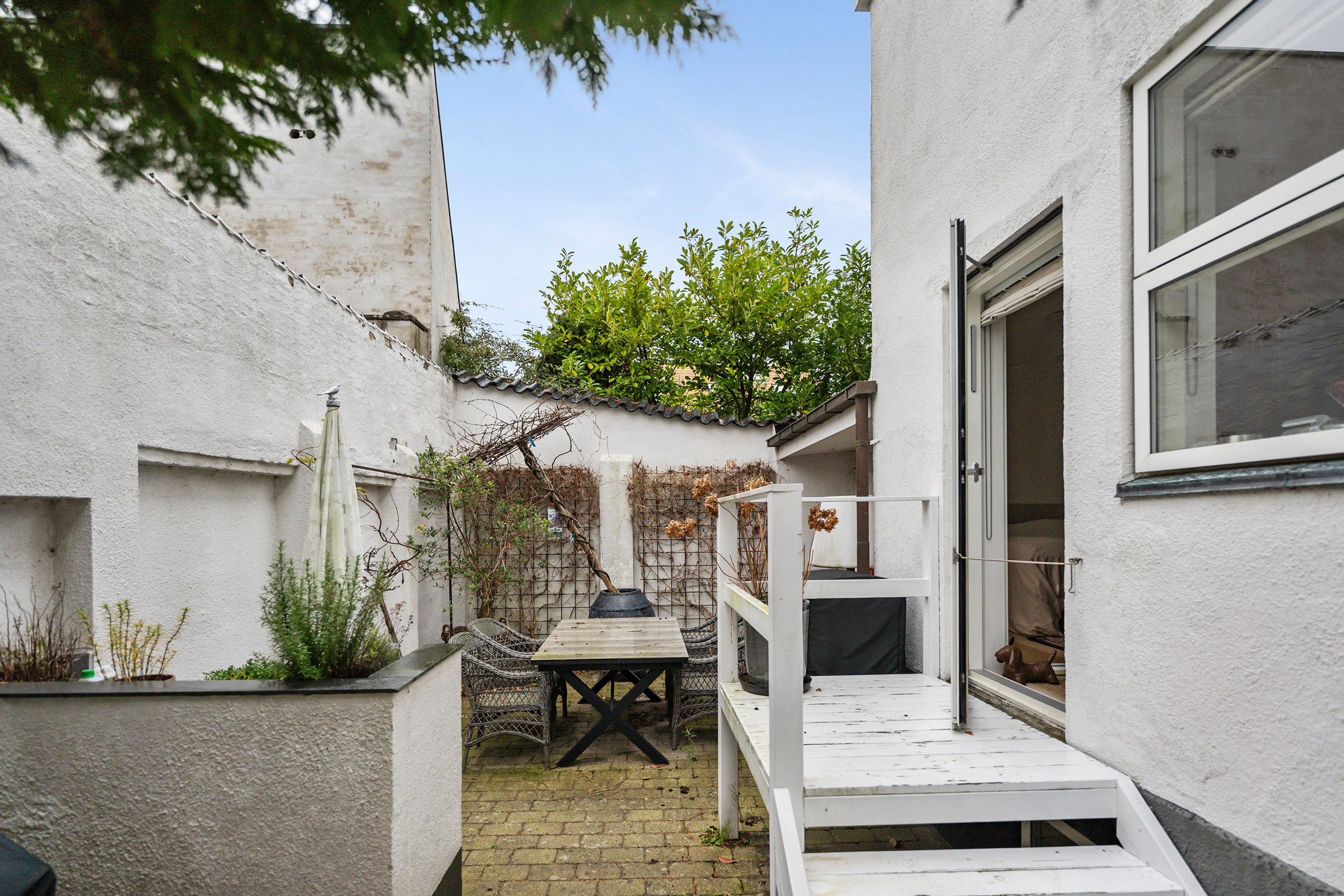 Fremhævet ejendommen billede i fuldskærmstilstand. Billede af Marievej 16B, st.., 2950 Vedbæk