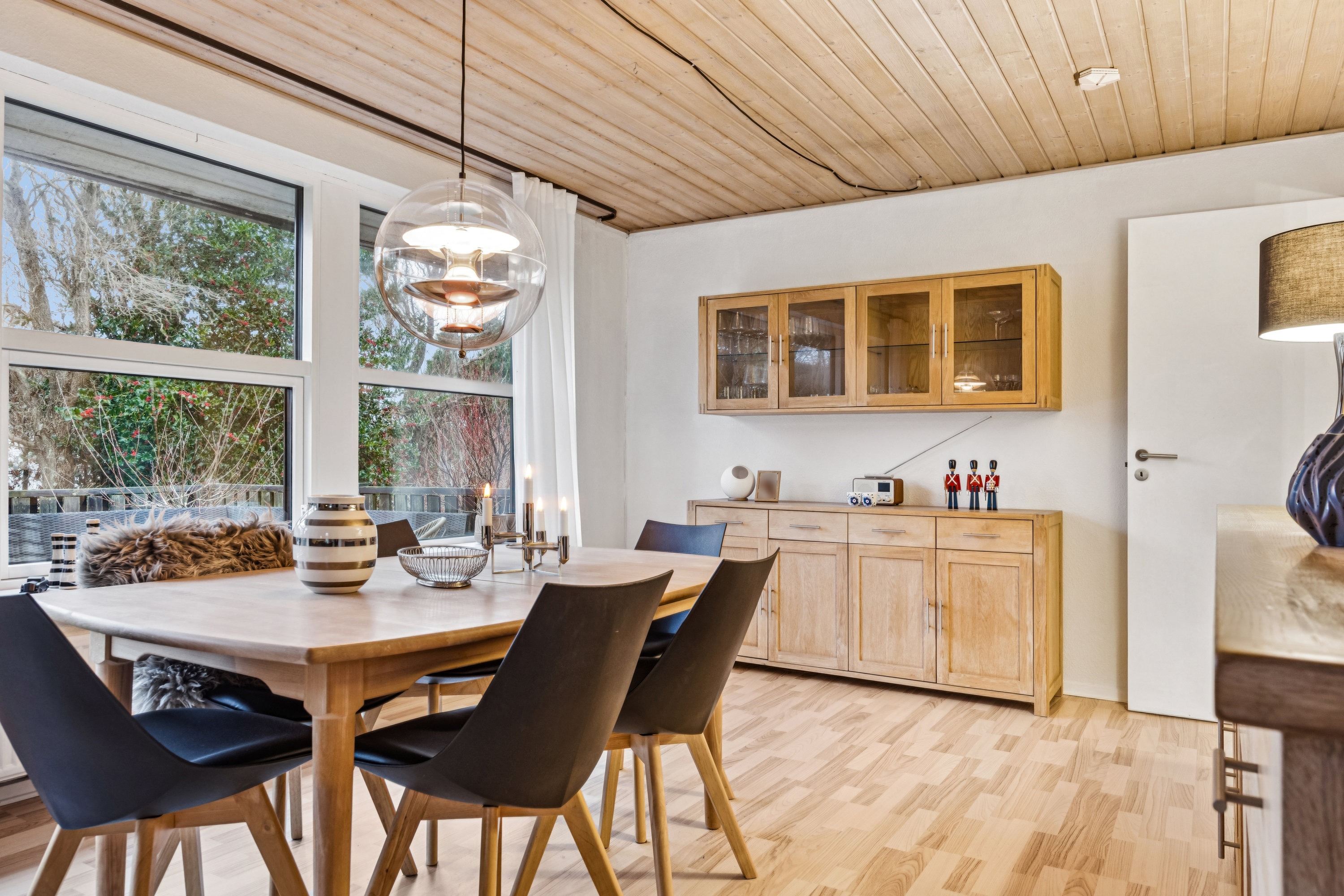 Fremhævet stue billede i fuldskærmstilstand. Billede af Havremarken 6, 9490 Pandrup