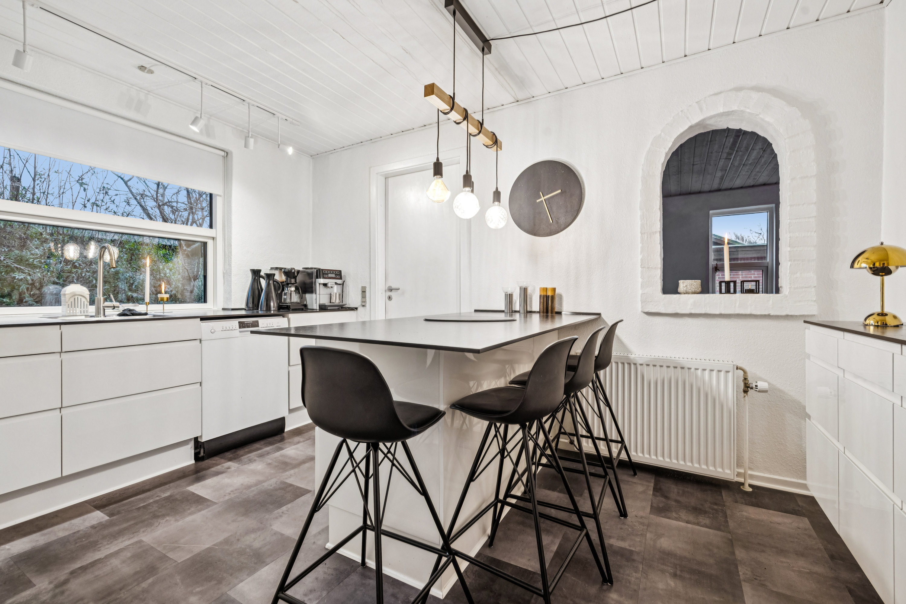 Miniaturebillede 2: køkken. Billede af Havremarken 6, 9490 Pandrup