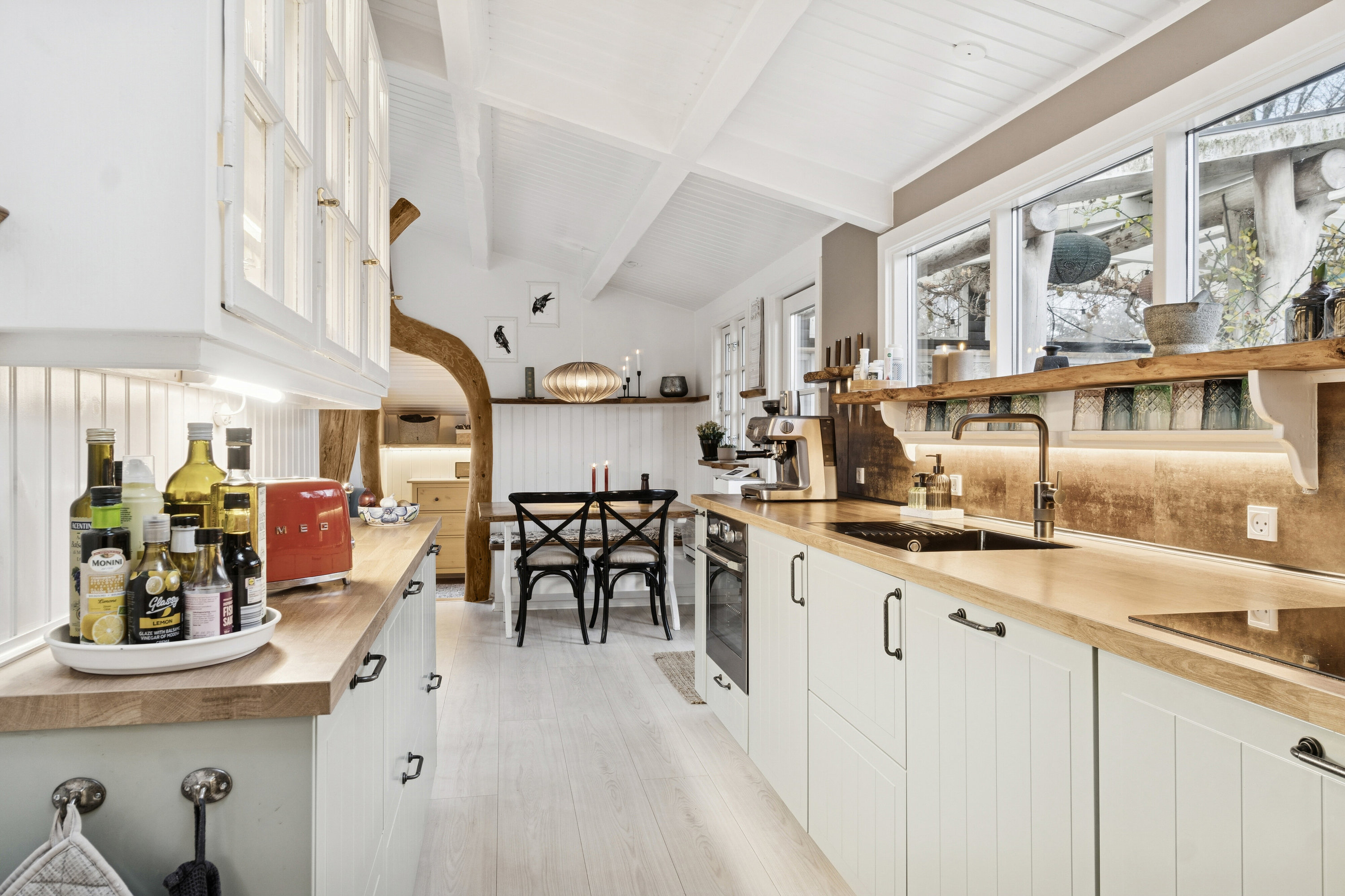 Fremhævet køkken billede i fuldskærmstilstand. Billede af Pilevej 8, Klint, 4500 Nykøbing Sj