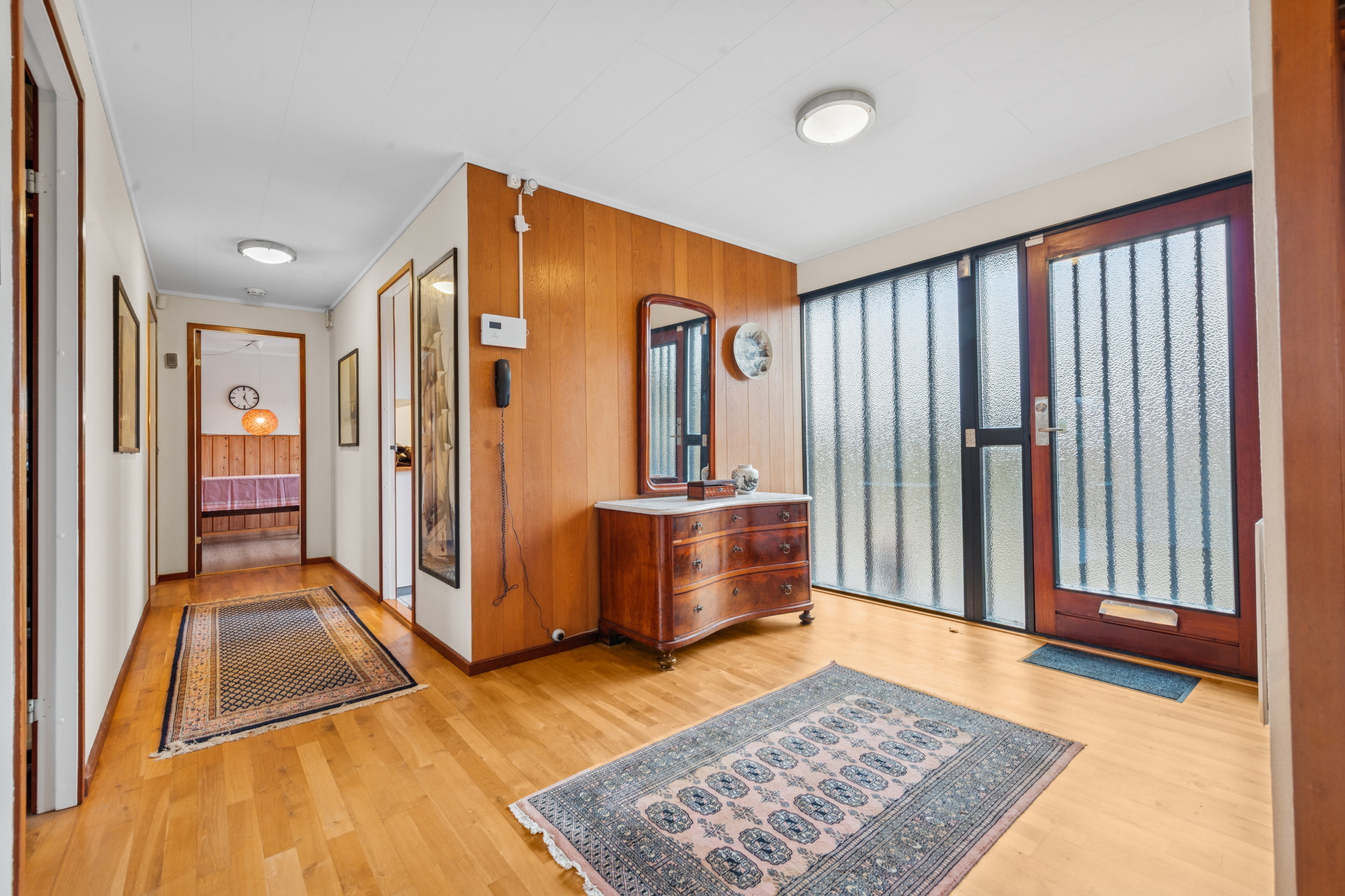 Fremhævet stue billede i fuldskærmstilstand. Billede af Storeholm 57, 2670 Greve