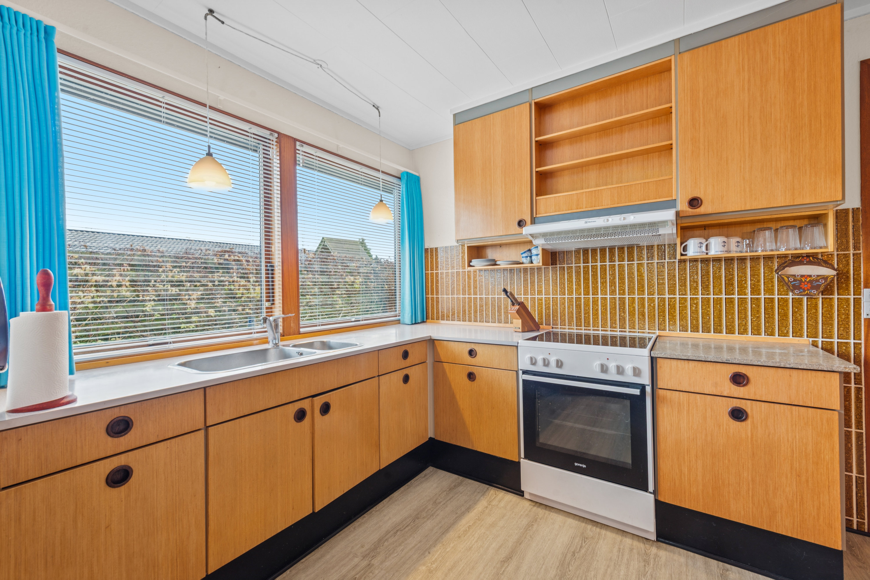 Fremhævet køkken billede i fuldskærmstilstand. Billede af Storeholm 57, 2670 Greve