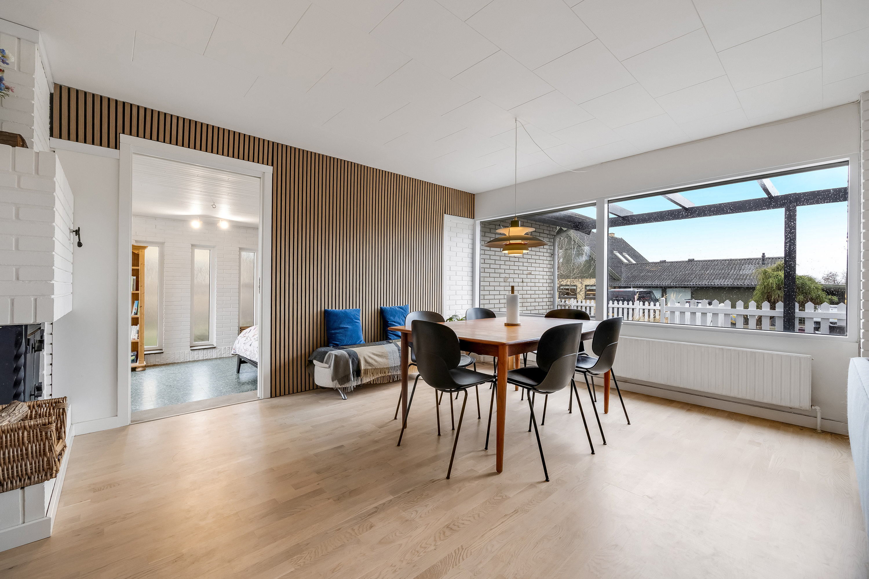 Fremhævet stue billede i fuldskærmstilstand. Billede af Ranunkelvej 13, 3600 Frederikssund