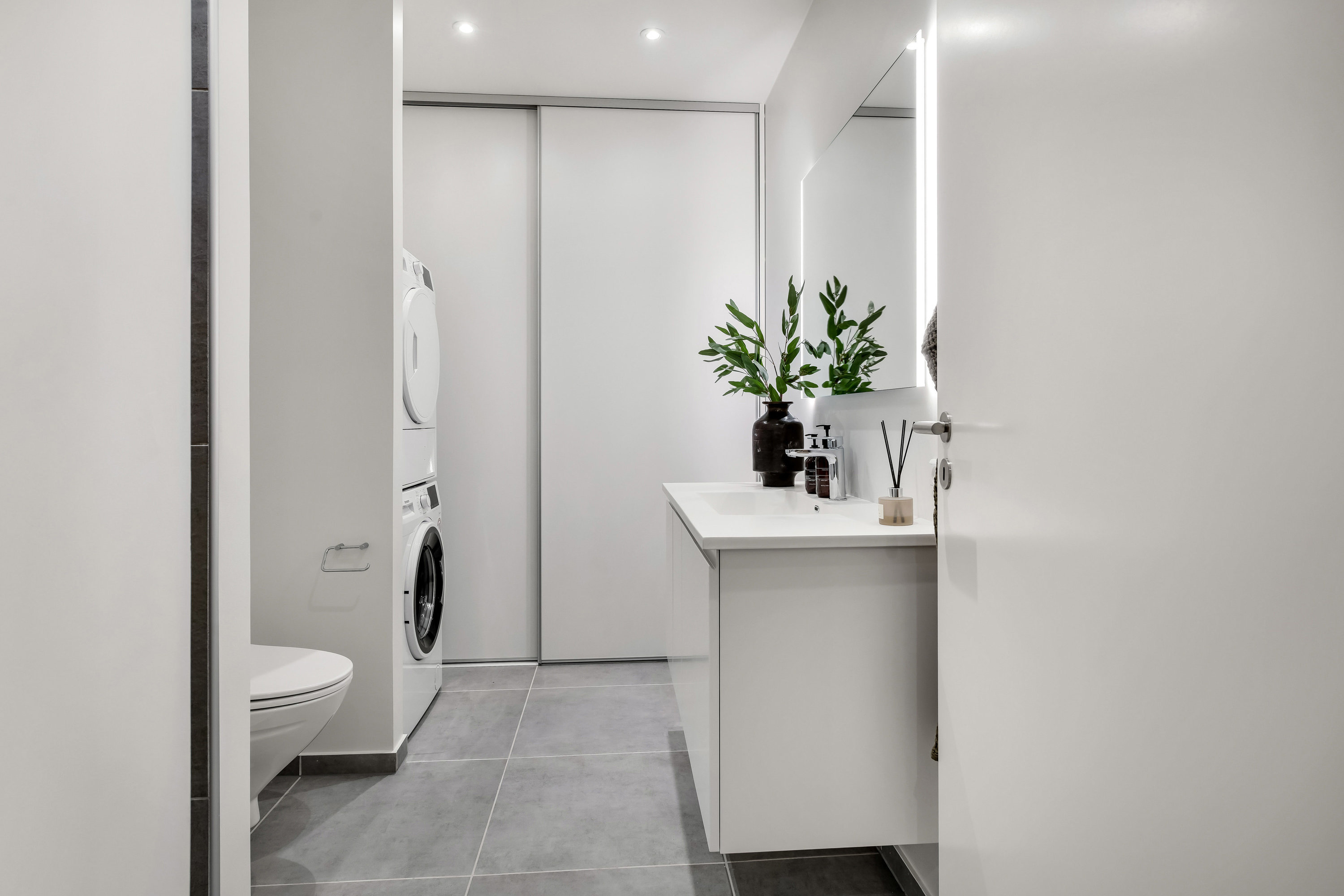 Fremhævet  billede i fuldskærmstilstand. Billede af Hovedgaden 39, 1. 4., 7190 Billund