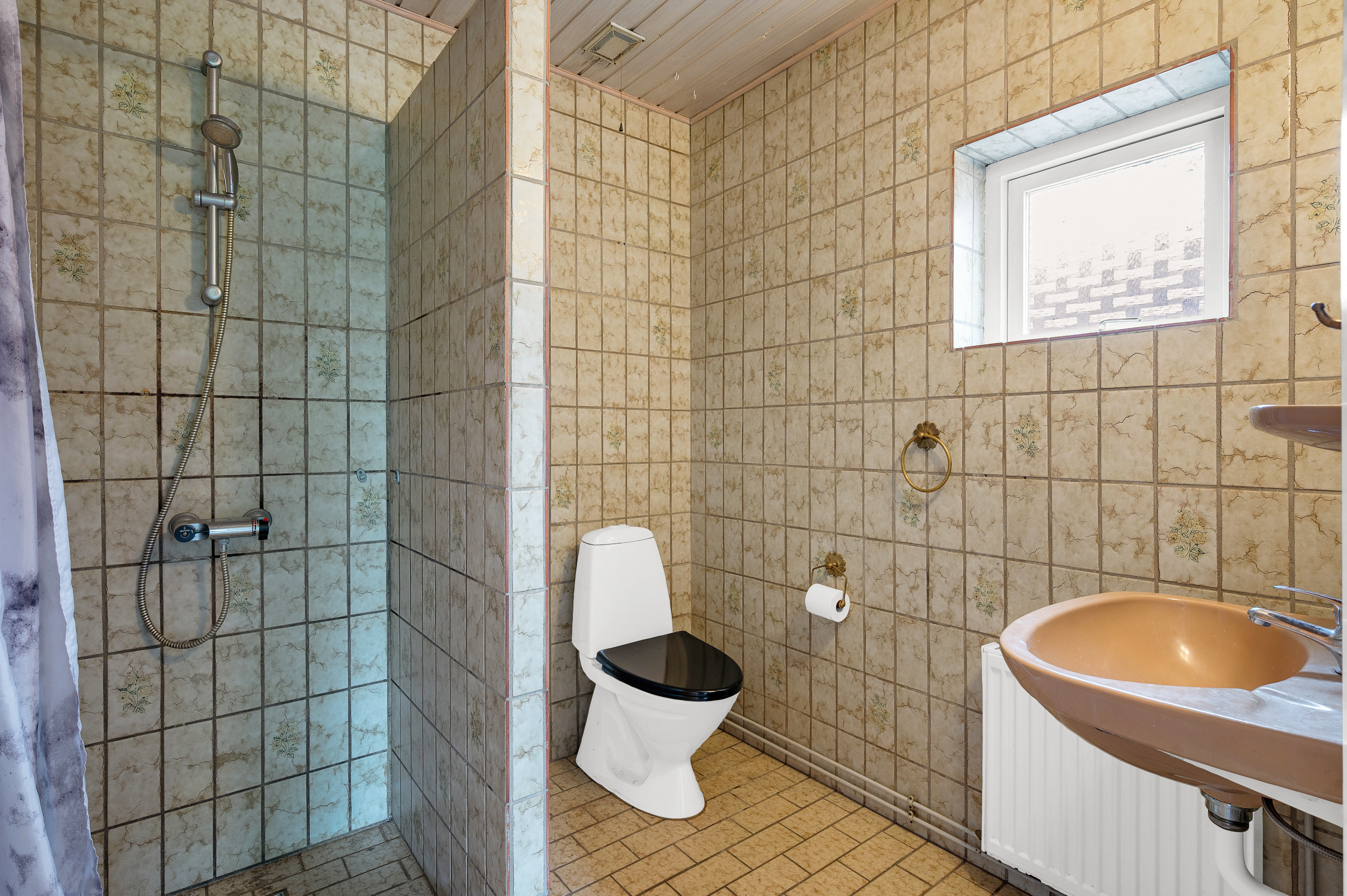 Fremhævet  billede i fuldskærmstilstand. Billede af Slåenvej 4, Salten, 8653 Them