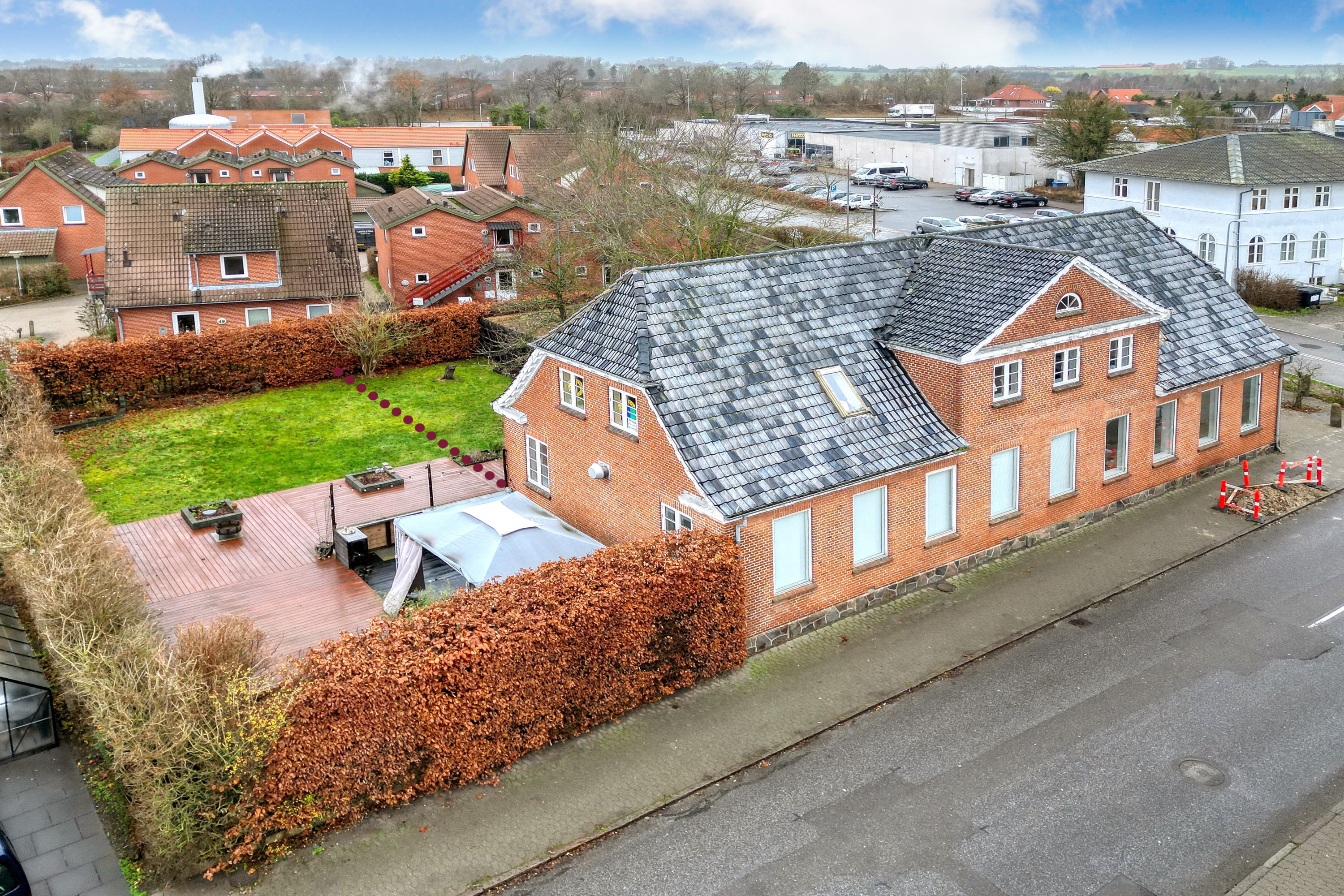 Fremhævet luftfoto billede i fuldskærmstilstand. Billede af Hovedgaden 18, 1., 4622 Havdrup