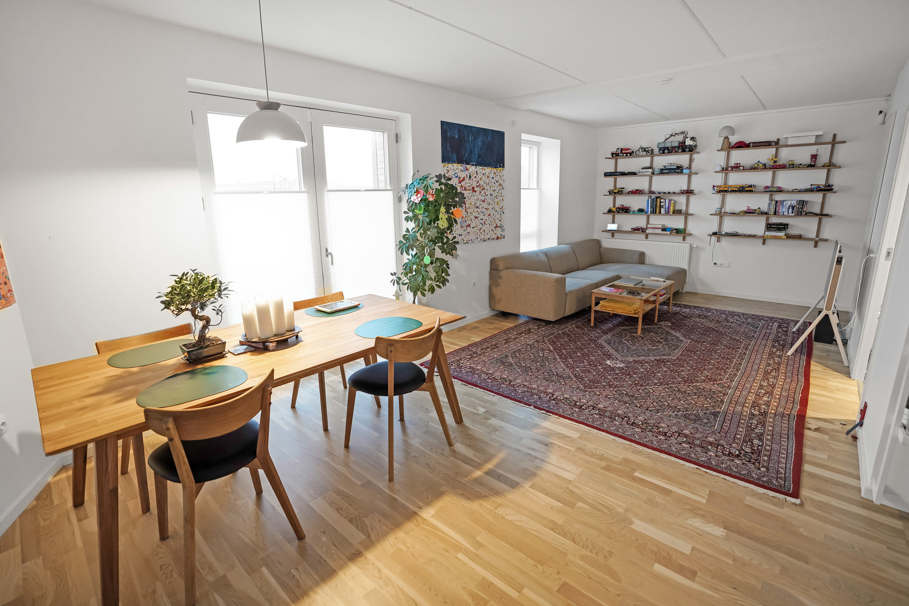 Fremhævet stue billede i fuldskærmstilstand. Billede af Østre Stationsvej 37L, st.. 1., 5000 Odense C