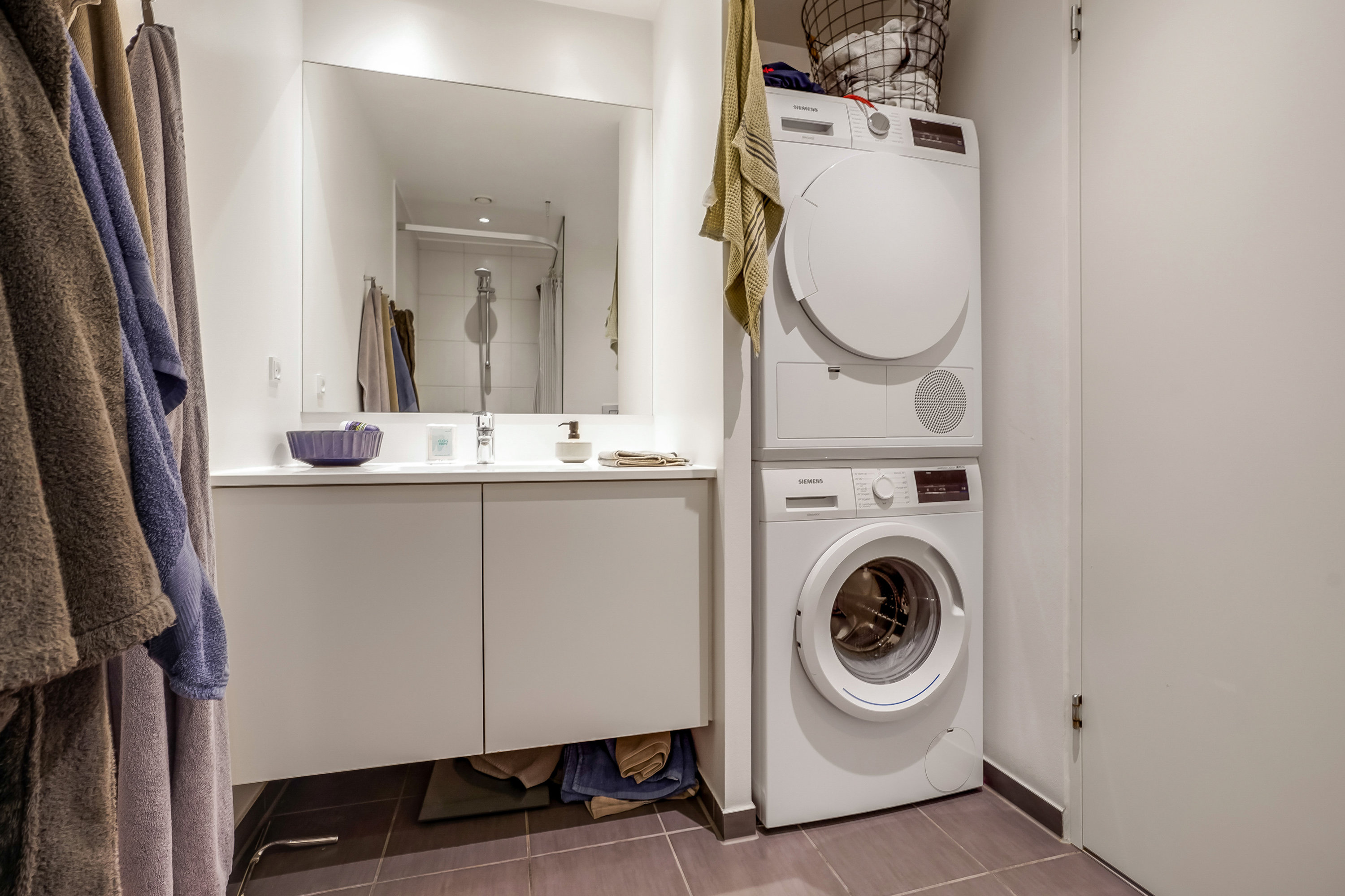 Fremhævet badeværelse billede i fuldskærmstilstand. Billede af Østre Stationsvej 37L, st.. 1., 5000 Odense C