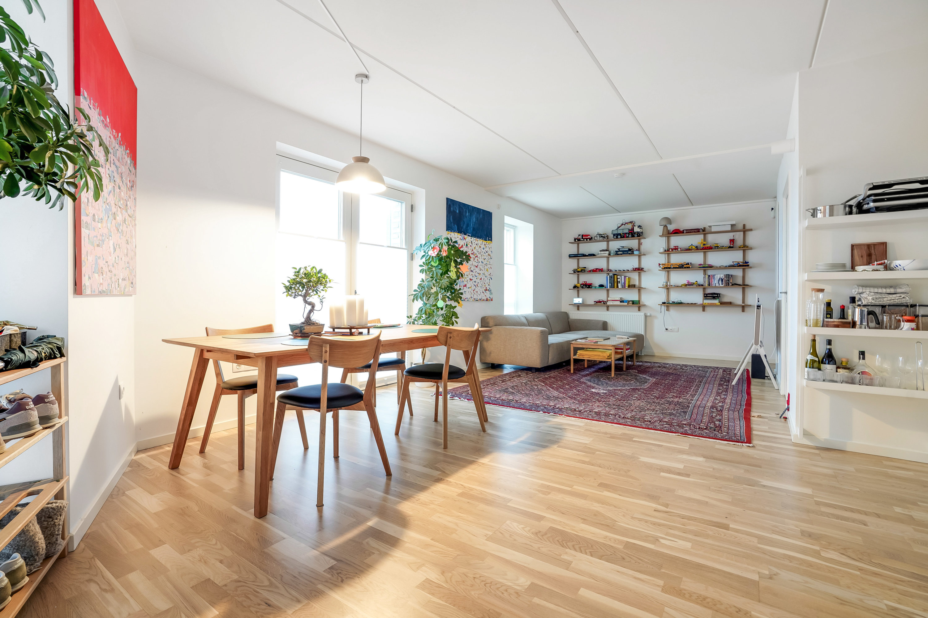 Fremhævet stue billede i fuldskærmstilstand. Billede af Østre Stationsvej 37L, st.. 1., 5000 Odense C