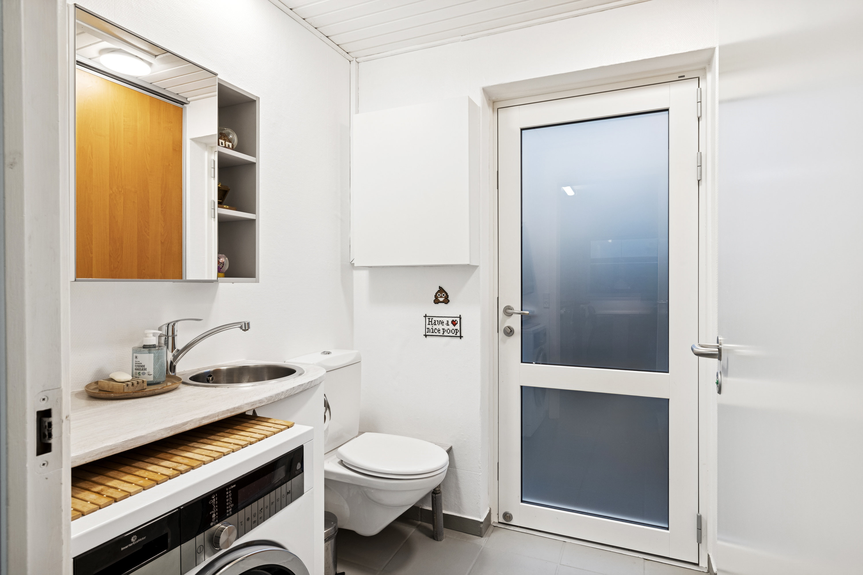 Fremhævet badeværelse billede i fuldskærmstilstand. Billede af Rosmarinvej 26A, 8800 Viborg