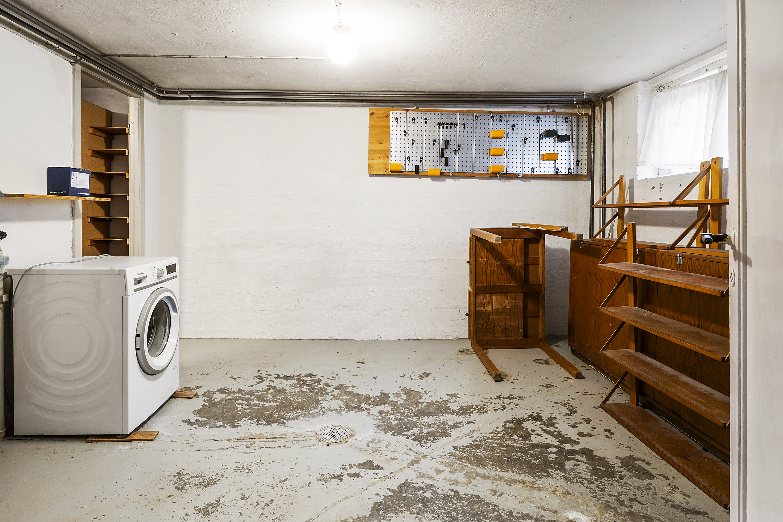 Fremhævet vaskerum billede i fuldskærmstilstand. Billede af Emdrup Mosevej 18, 2400 København NV