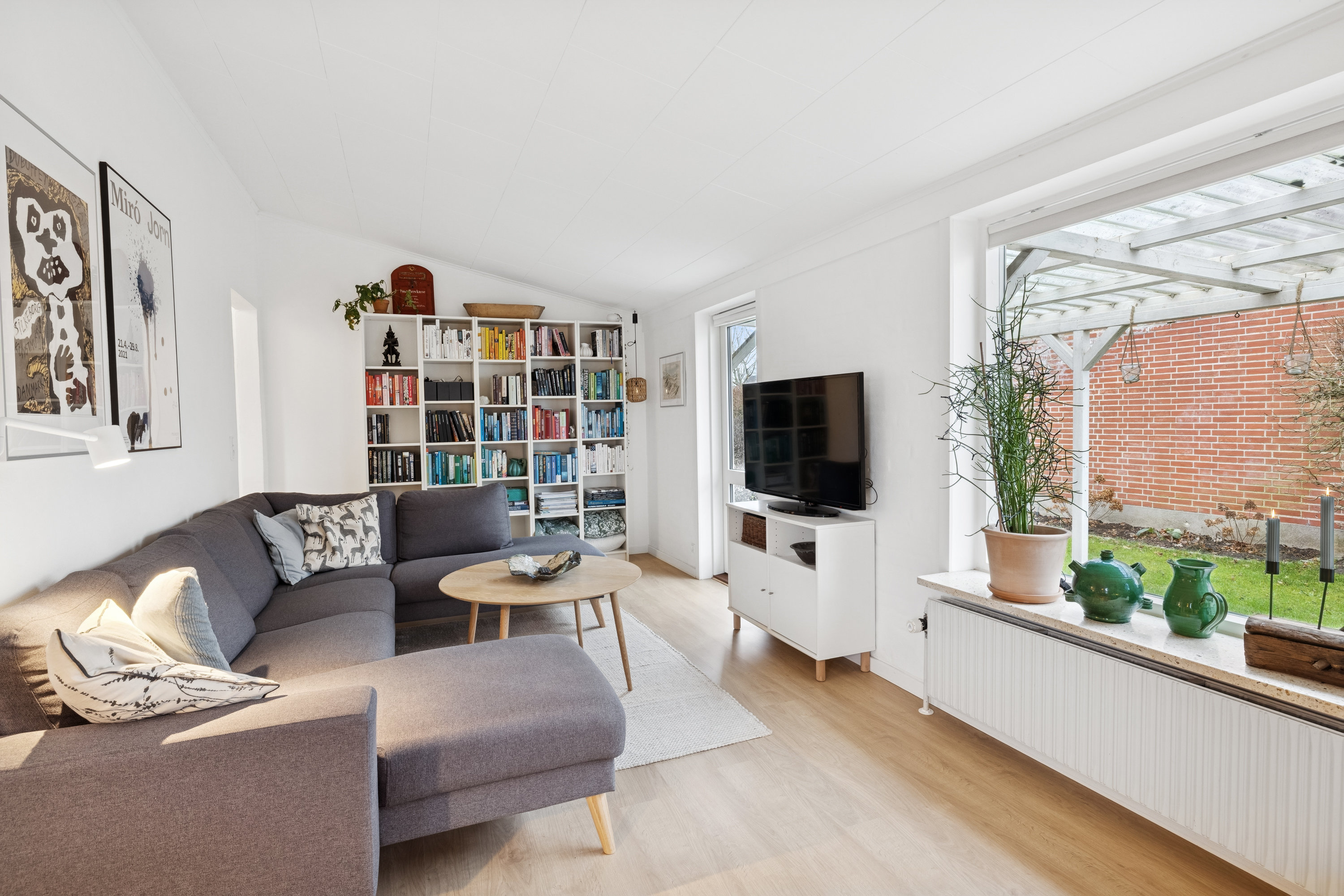 Fremhævet stue billede i fuldskærmstilstand. Billede af Poppelvej 8, 8800 Viborg