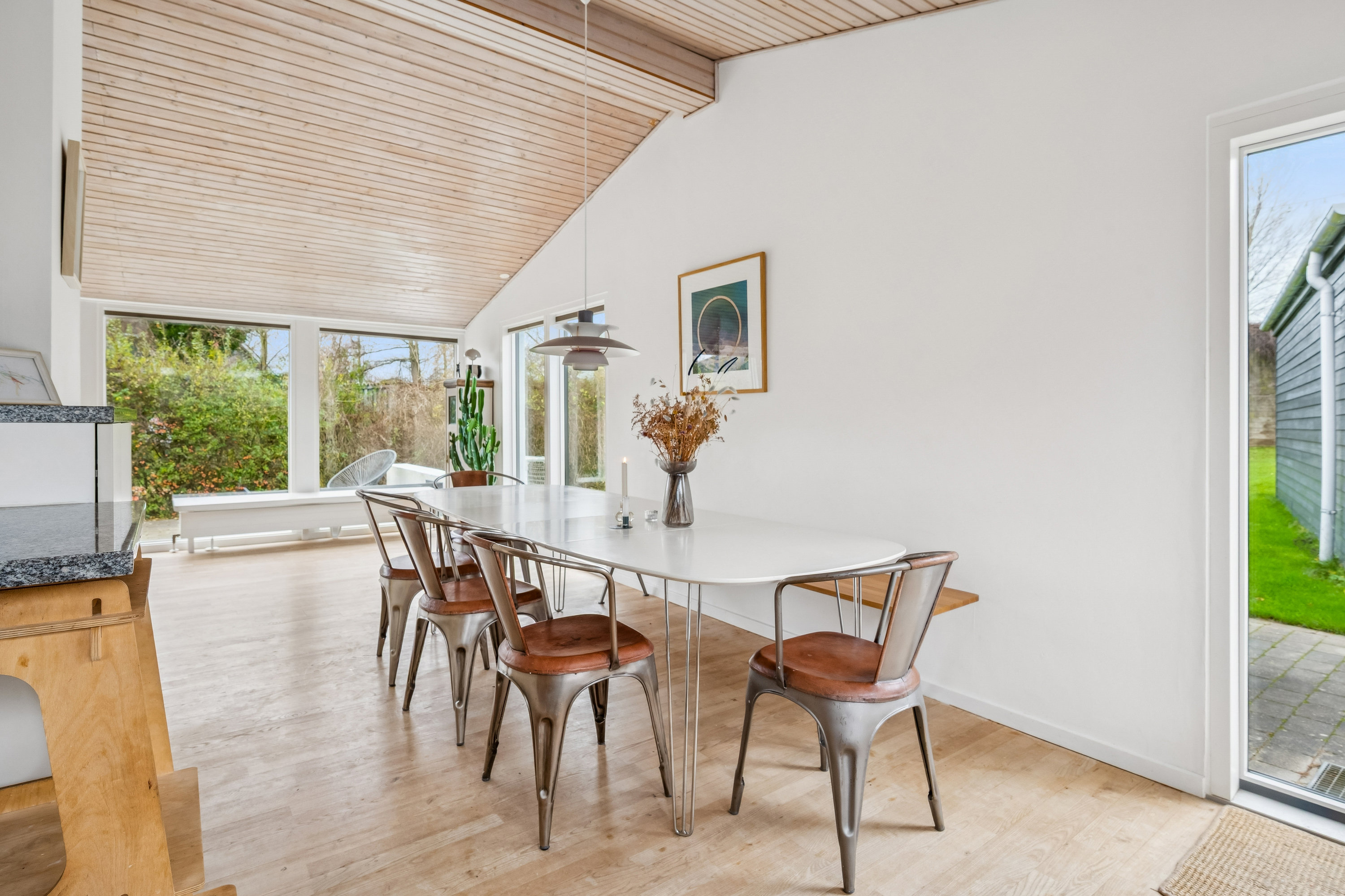 Fremhævet spisestue billede i fuldskærmstilstand. Billede af Tålforhøj 11, 8250 Egå