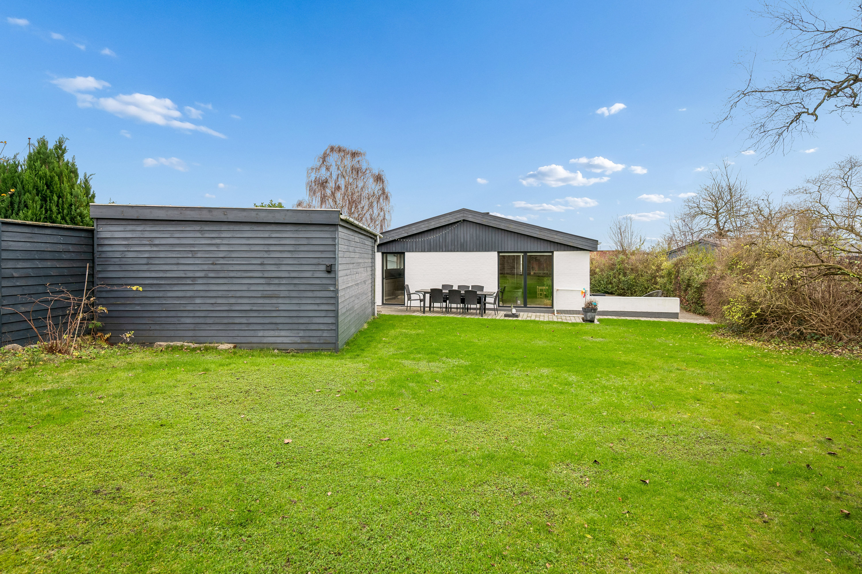 Fremhævet have billede i fuldskærmstilstand. Billede af Tålforhøj 11, 8250 Egå