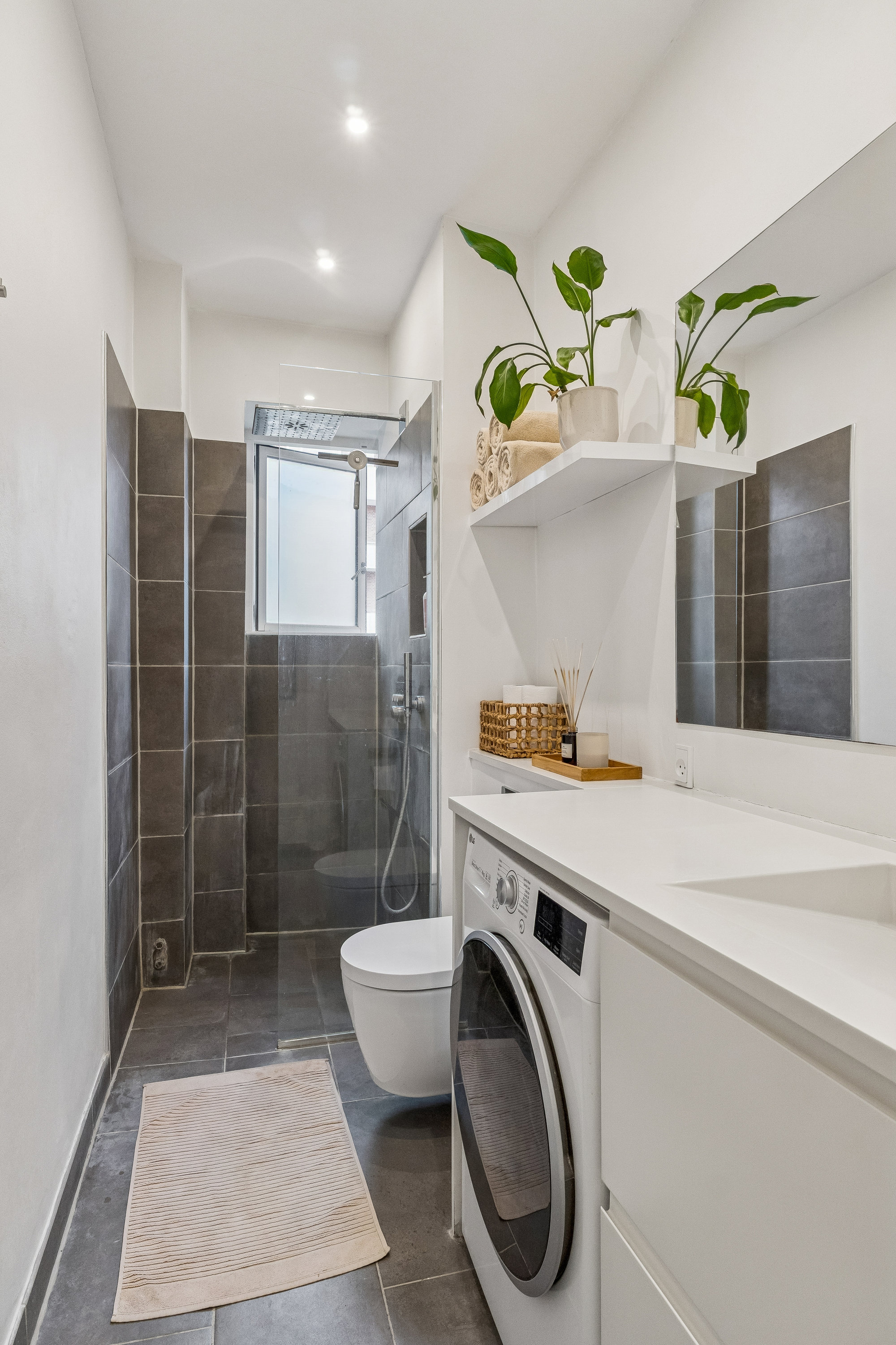 Fremhævet badeværelse billede i fuldskærmstilstand. Billede af Østerbrogade 220, 2. tv., 2100 København Ø