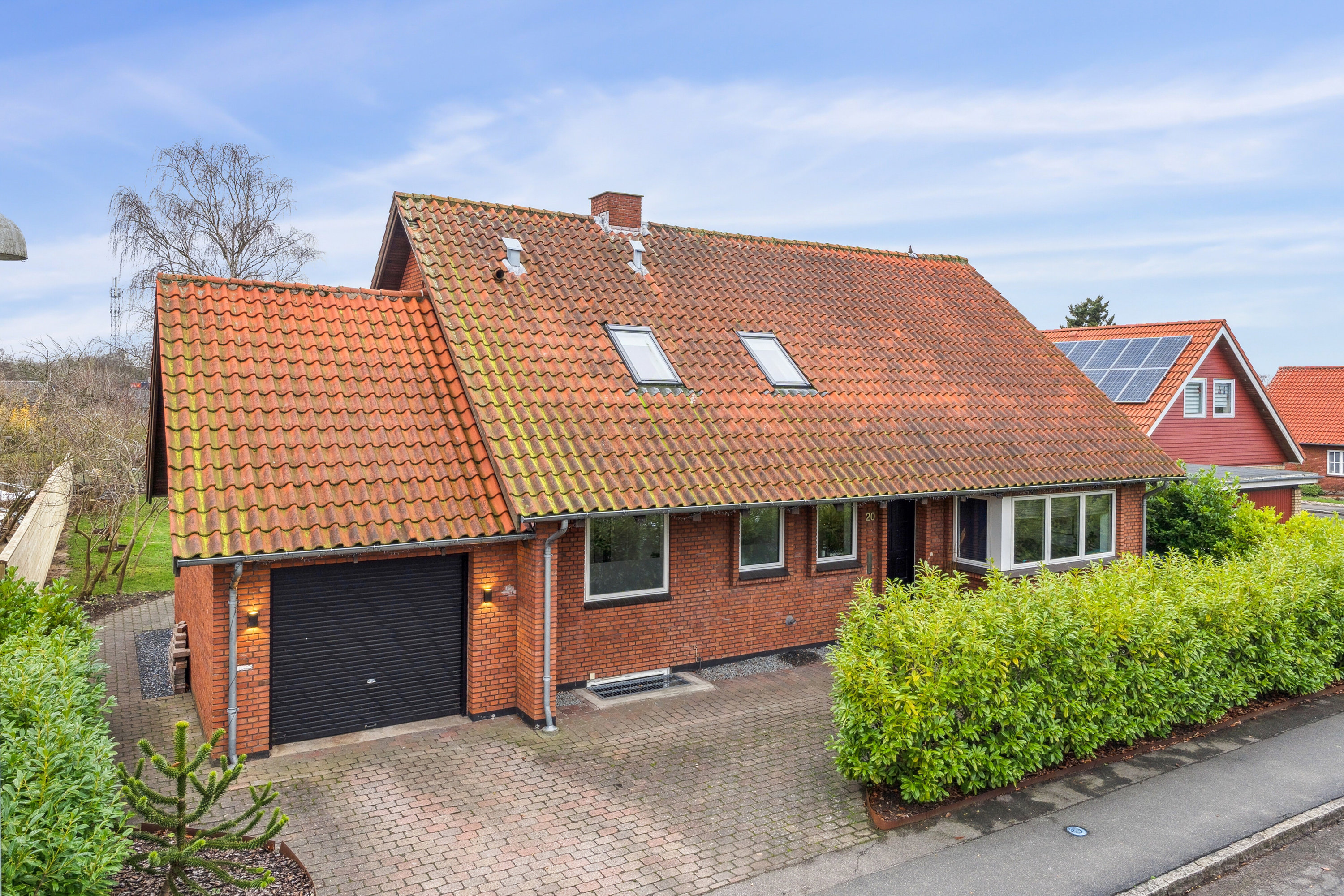 Fremhævet set fra vejen billede i fuldskærmstilstand. Billede af Sjællandsvej 20, 4200 Slagelse