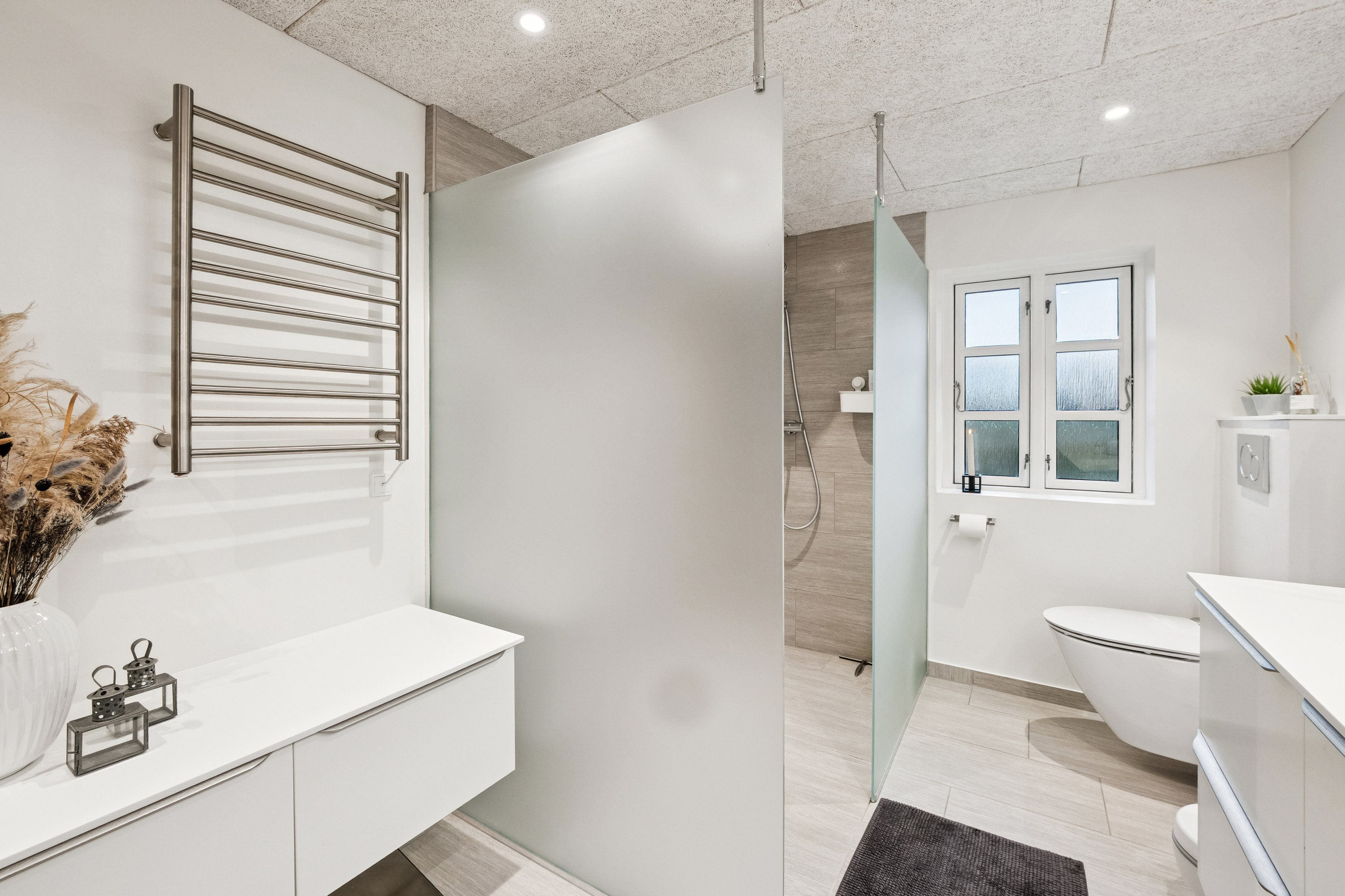 Fremhævet badeværelse billede i fuldskærmstilstand. Billede af Heden 28, Rødding, 7860 Spøttrup