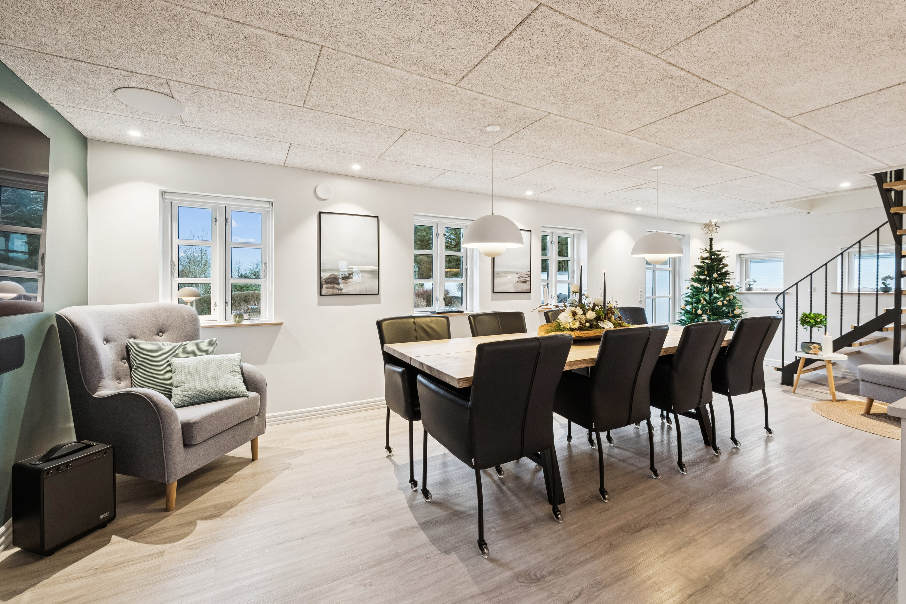 Fremhævet stue billede i fuldskærmstilstand. Billede af Heden 28, Rødding, 7860 Spøttrup