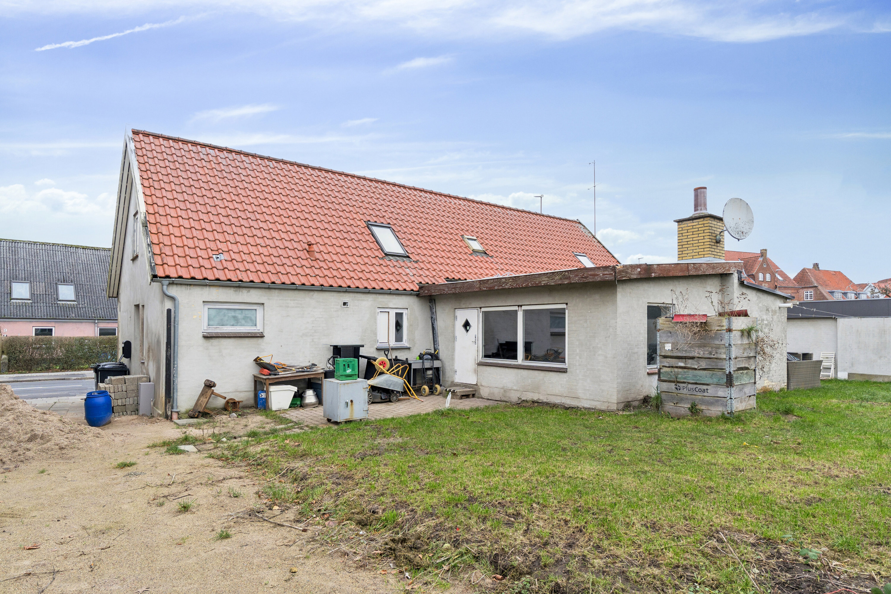 Fremhævet set fra vejen billede i fuldskærmstilstand. Billede af Vestergade 14, 5750 Ringe