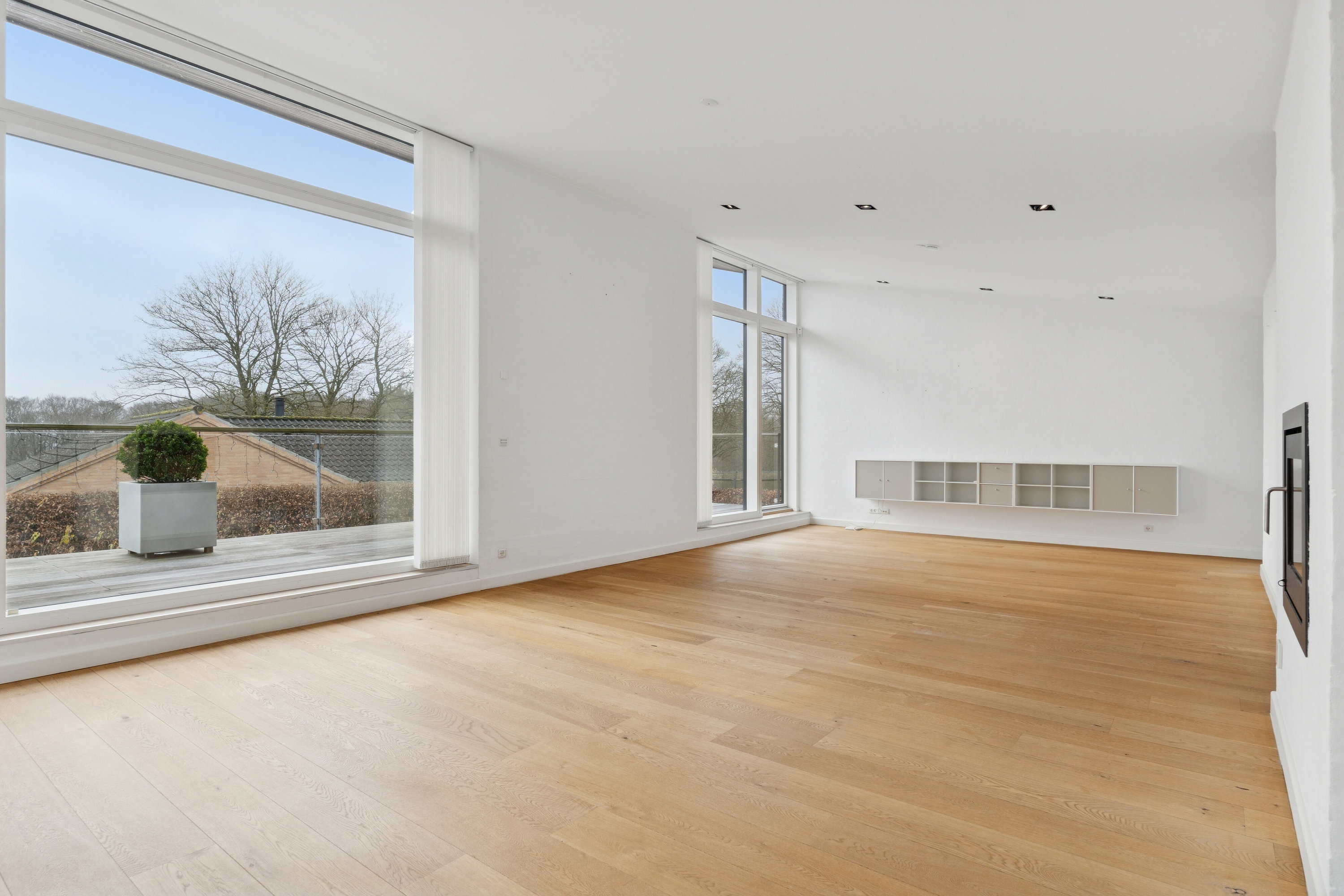 Fremhævet stue billede i fuldskærmstilstand. Billede af Bakkegårdsvej 3, Kollund, 6340 Kruså