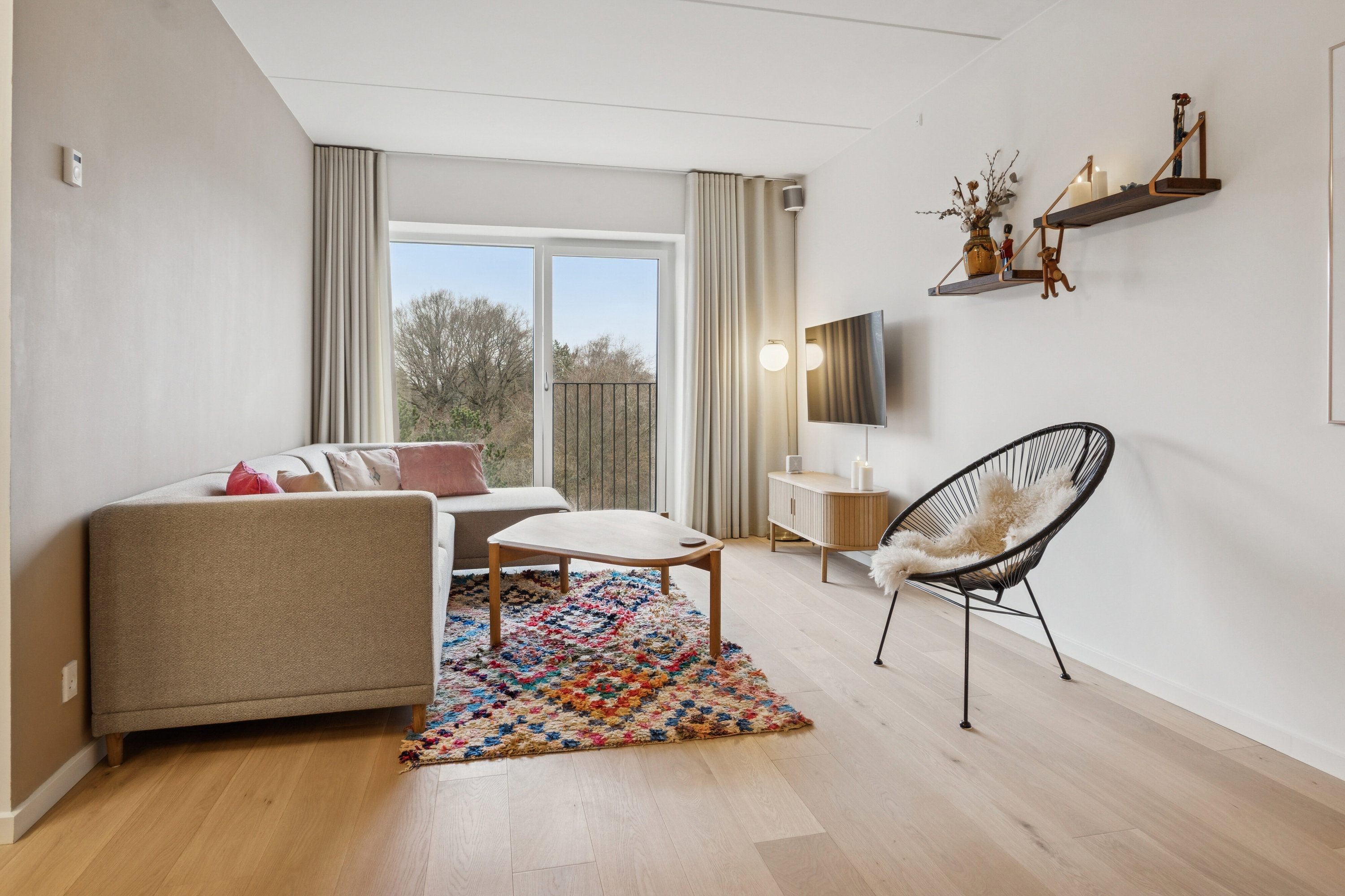 Fremhævet stue billede i fuldskærmstilstand. Billede af Plantagevej 49, 3. tv., 2610 Rødovre