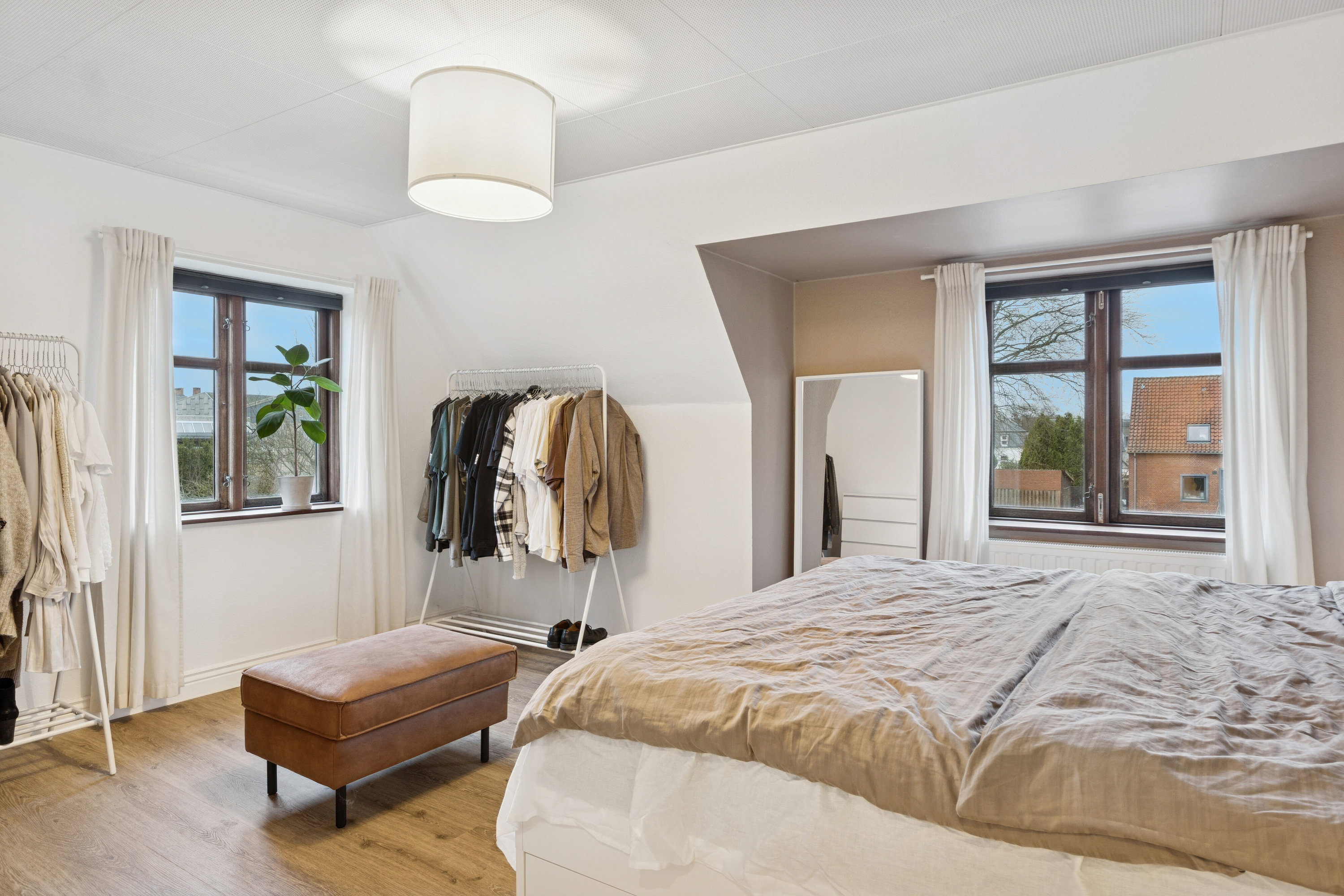 Fremhævet soveværelse billede i fuldskærmstilstand. Billede af Frilandsvej 16, 9800 Hjørring