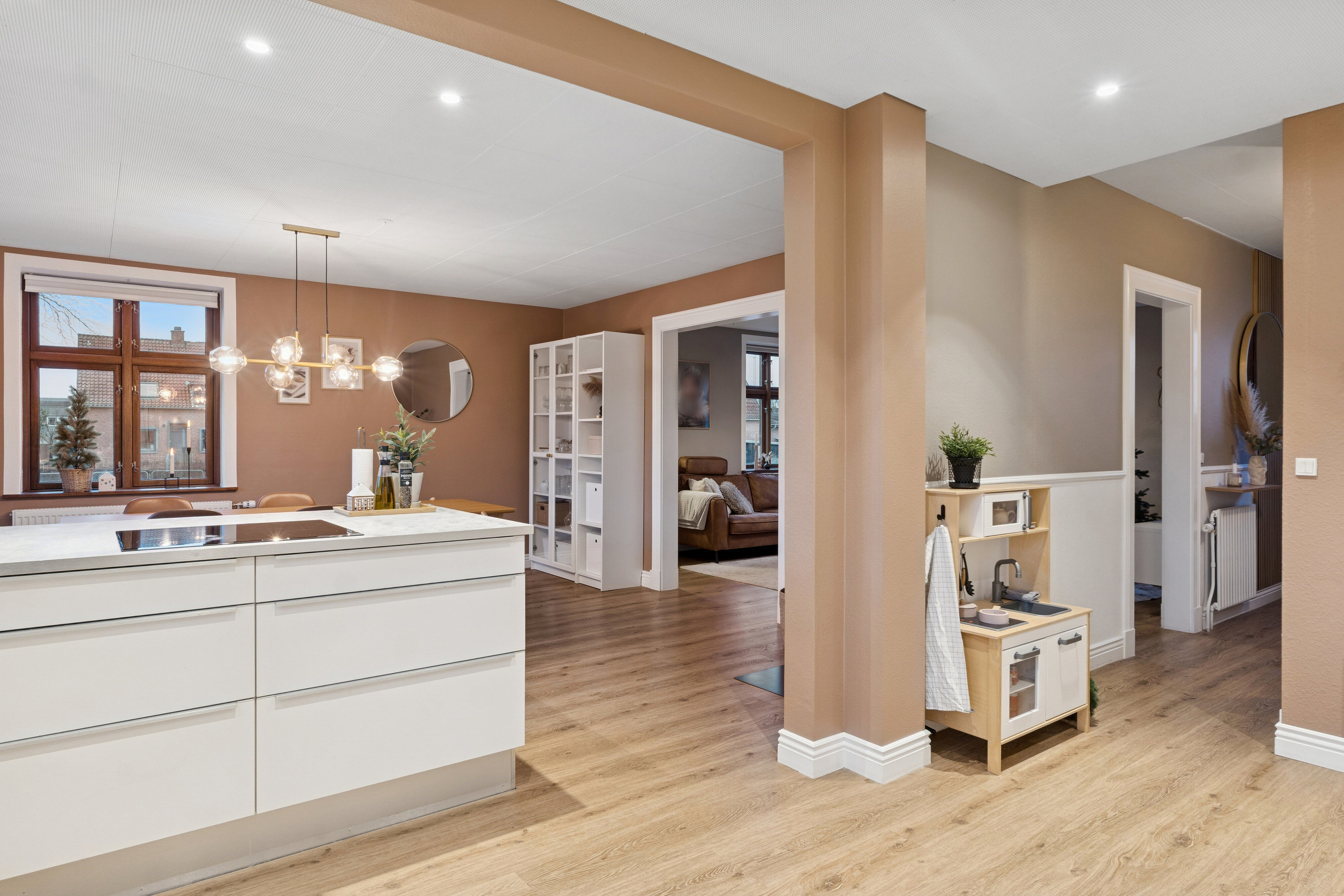 Fremhævet køkken billede i fuldskærmstilstand. Billede af Frilandsvej 16, 9800 Hjørring